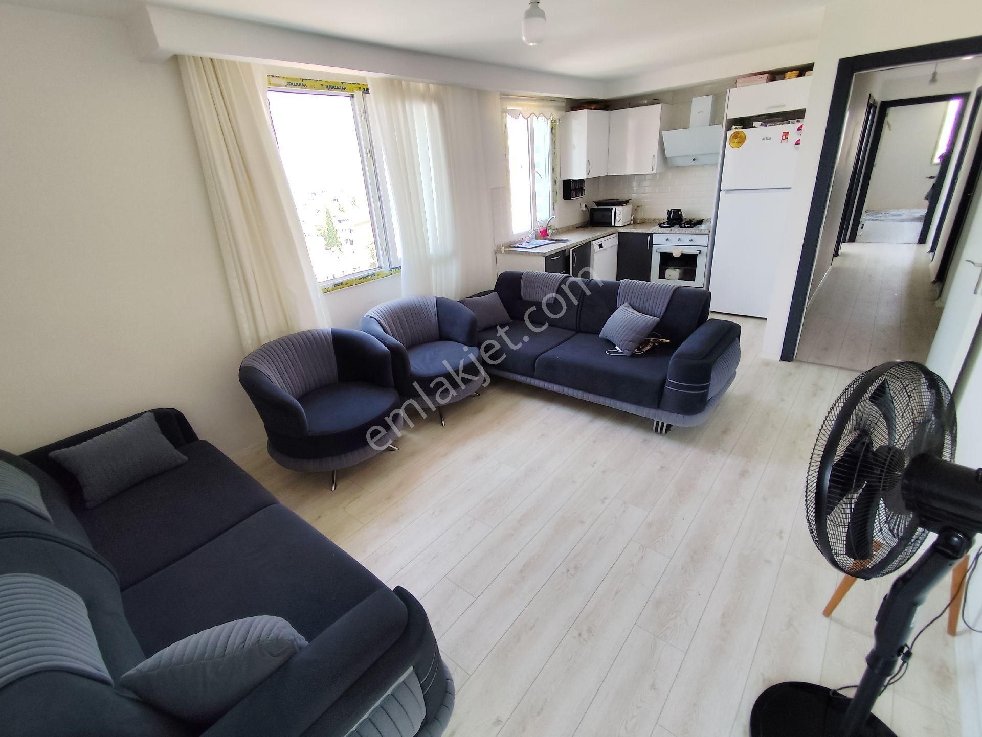 Alpaslan Türkeş Metro Yolu Üzeri 3+1 Kiralık Daire