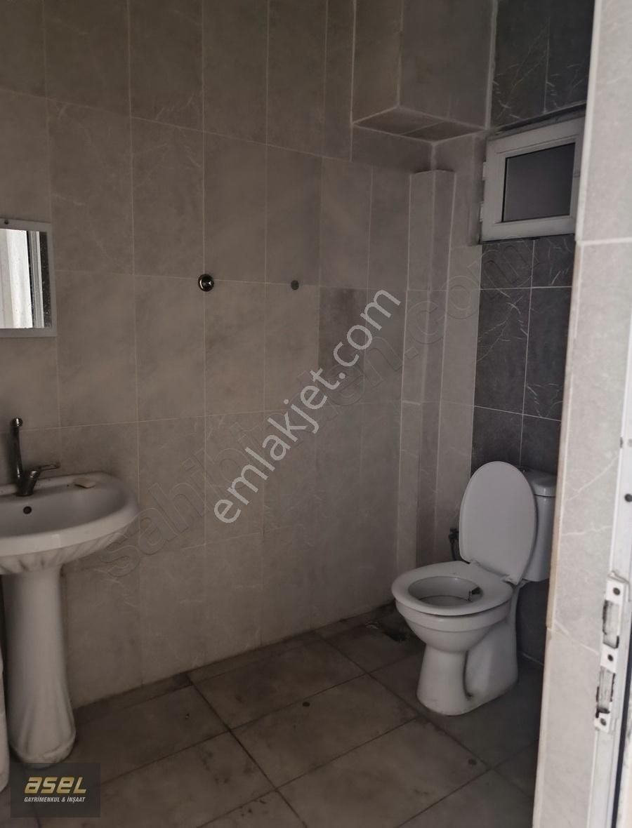Asel Gayrimenkul'dan Güneş Mah. 3+1 Kattan Bölme Satılık Daire