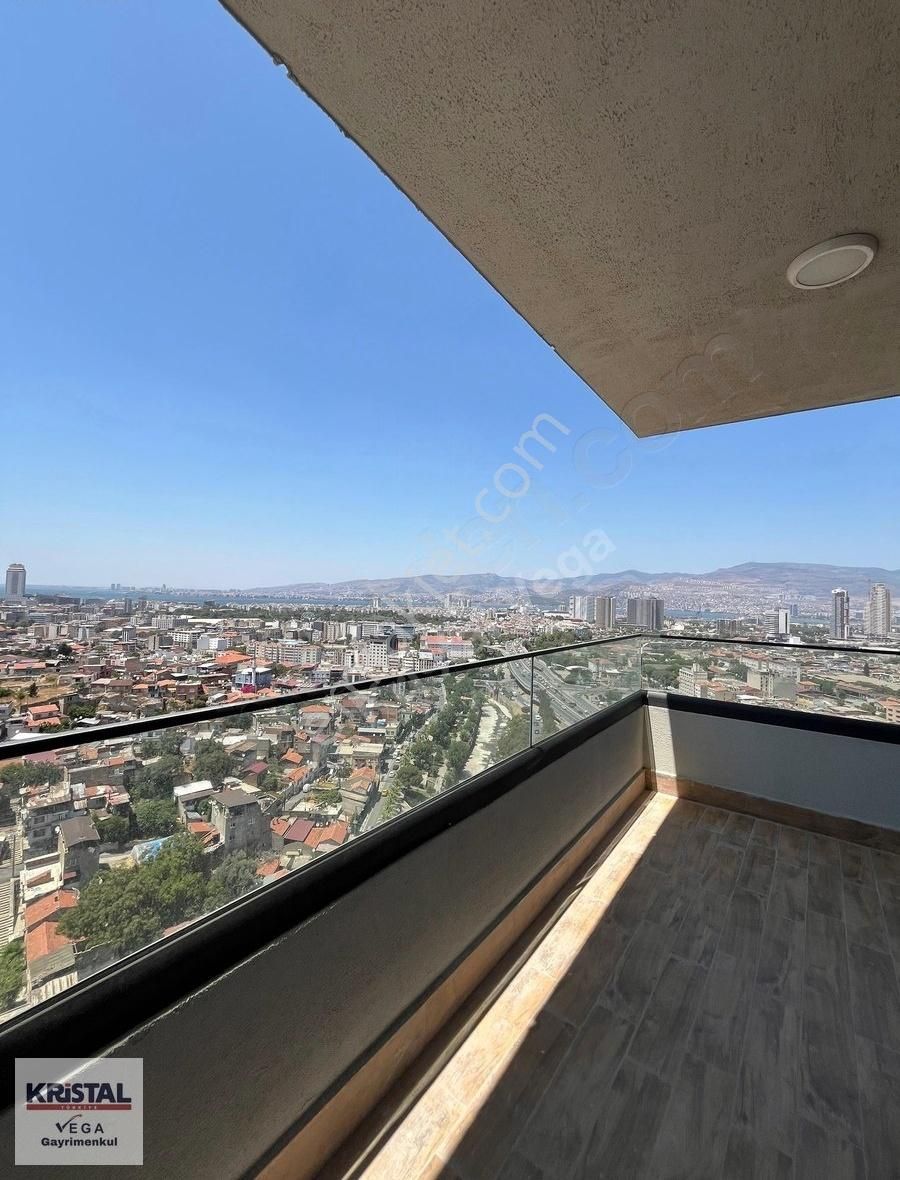 İzmir İzka Yaşam Konak Evleri Deniz Manzaralı Kiralık 2+1 Daire