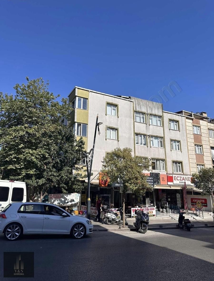Cadde Üstü Dubleks Satılık Daire Metro Hastane Yakın