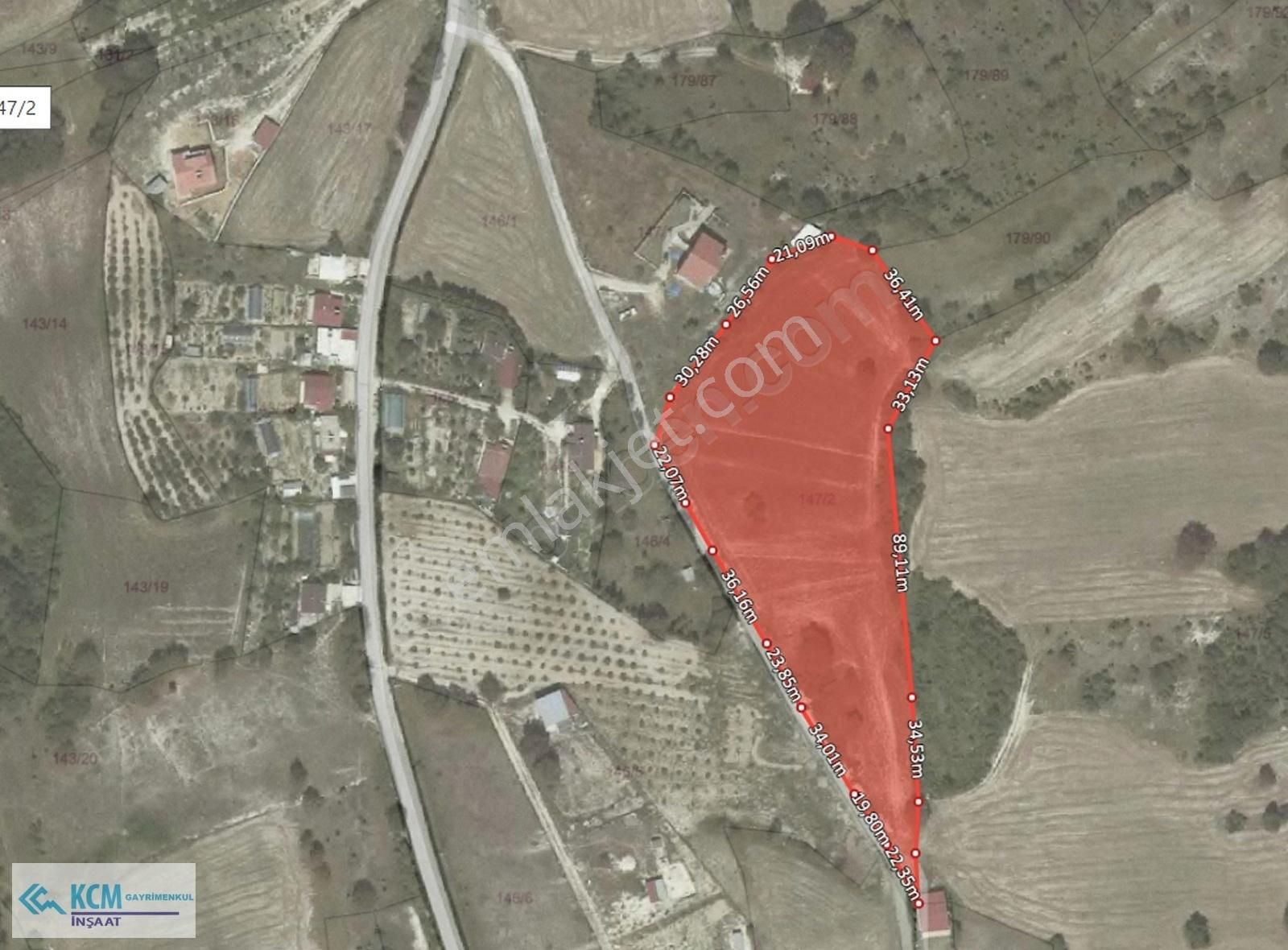 Gebze Duraklı'da 10.500 M2 Yol, Su, Elektiriği Olan Satılık Arsa
