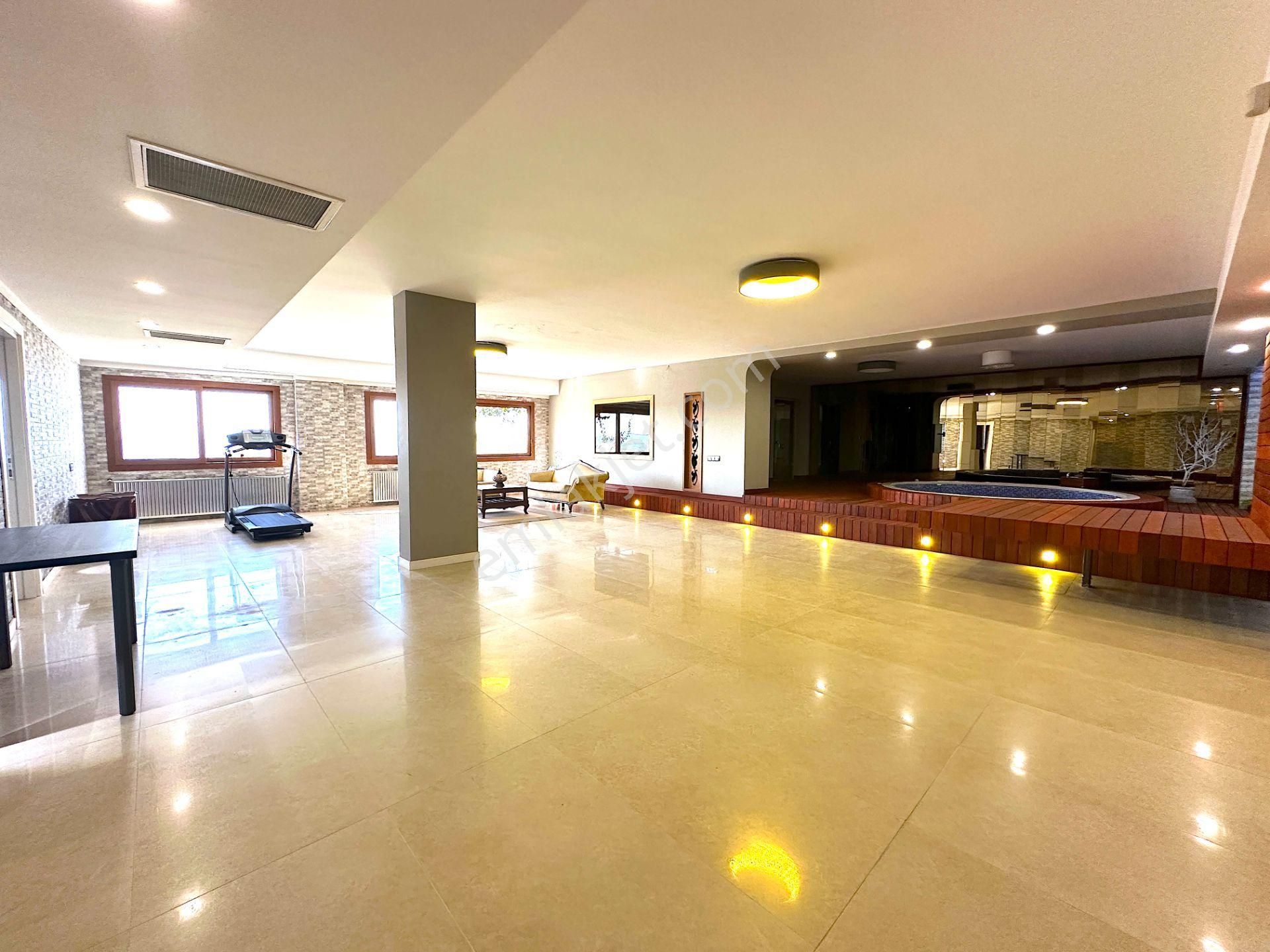 Çesme Çiftlikköy 1500 M2 Arazi Üzerinde Full Deniz Manzaralı Satılık Ultra Lüks Tripleks Malikane - Görsel 24