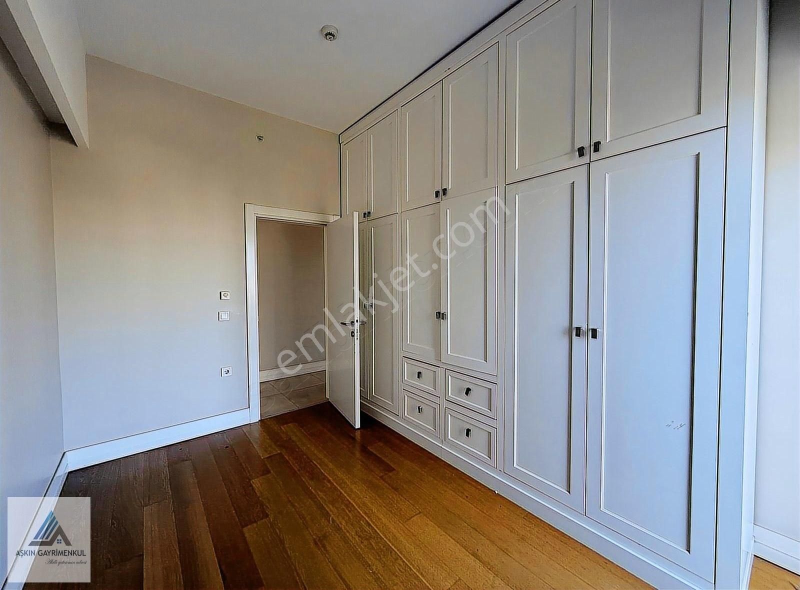 İstanbul Sarayları 3+1 Satılık Anahtar Teslim 178m2 Manzaralı - Görsel 9