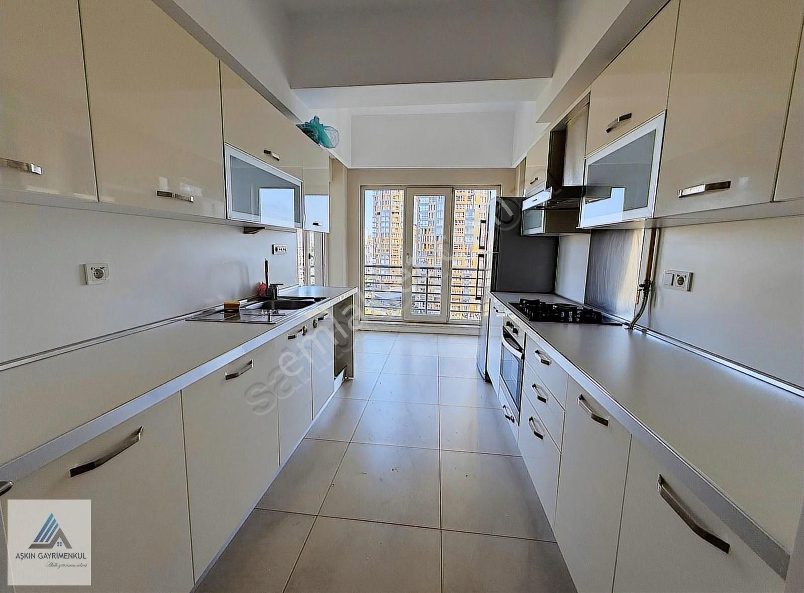 İstanbul Sarayları 3+1 Satılık Anahtar Teslim 178m2 Manzaralı - Görsel 4