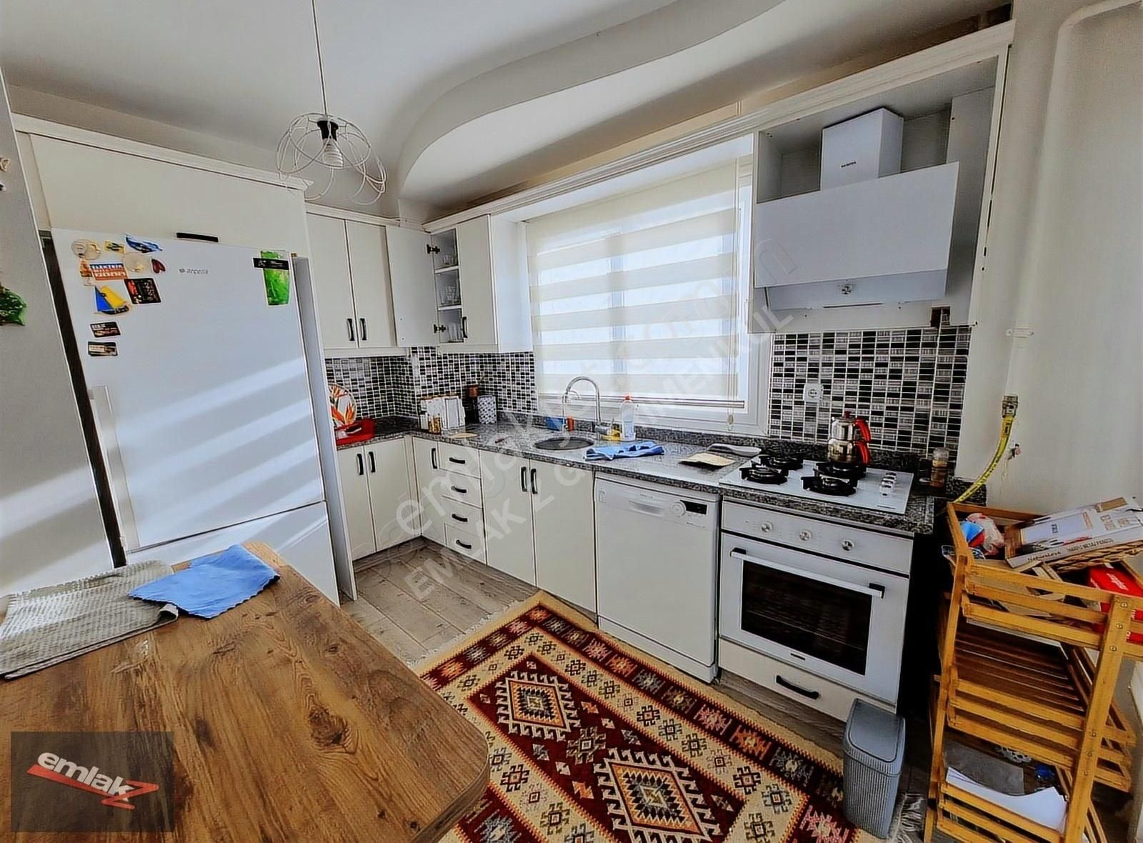 Akkent Mah. 3+1 Full Eşyalı Site İçi Havuzlu Doğalgazlı Daire
