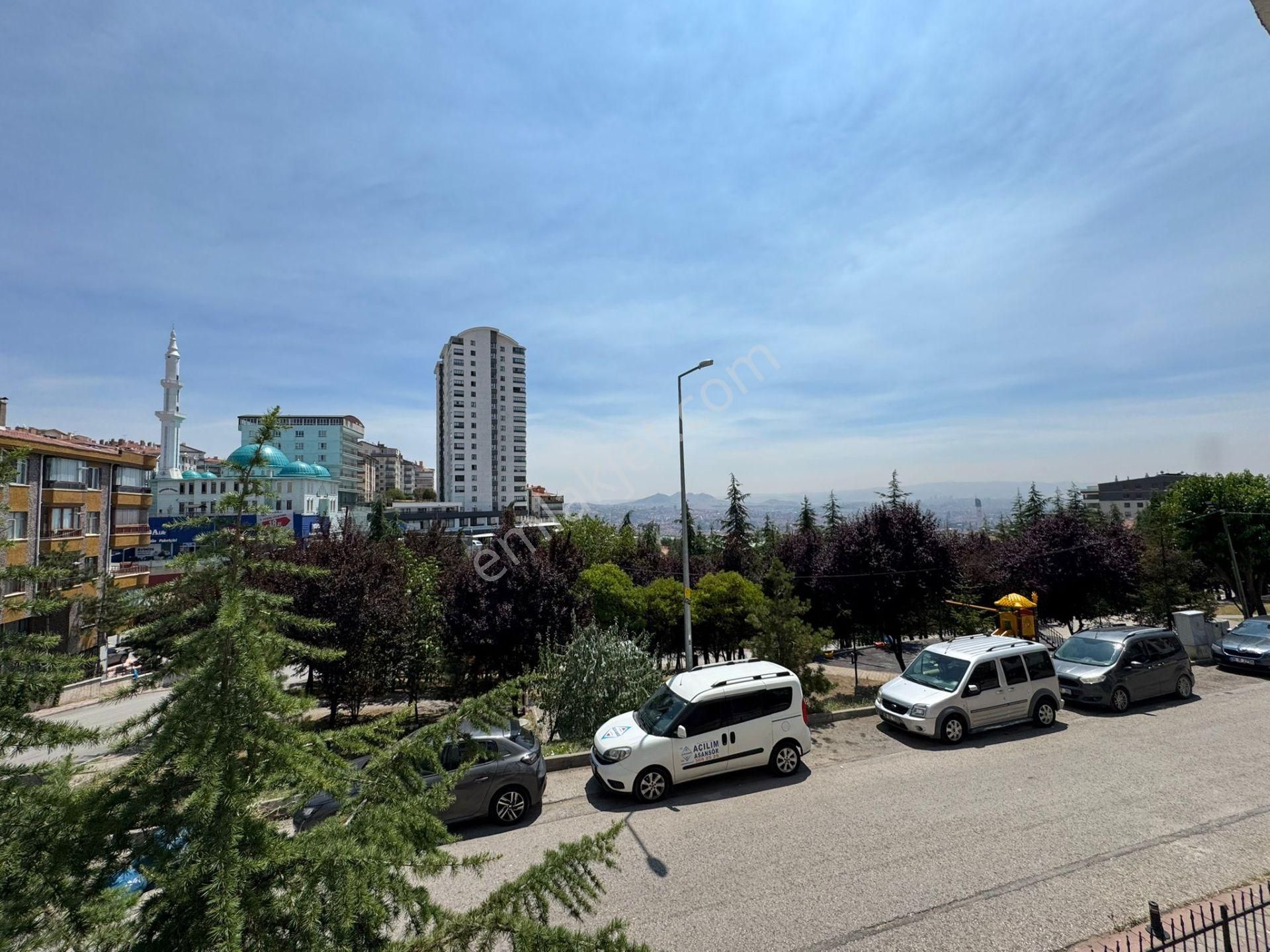 Atapark Göbek Dibi Yüksek Giriş Kat Konumlu Full Yapılı 3+1
