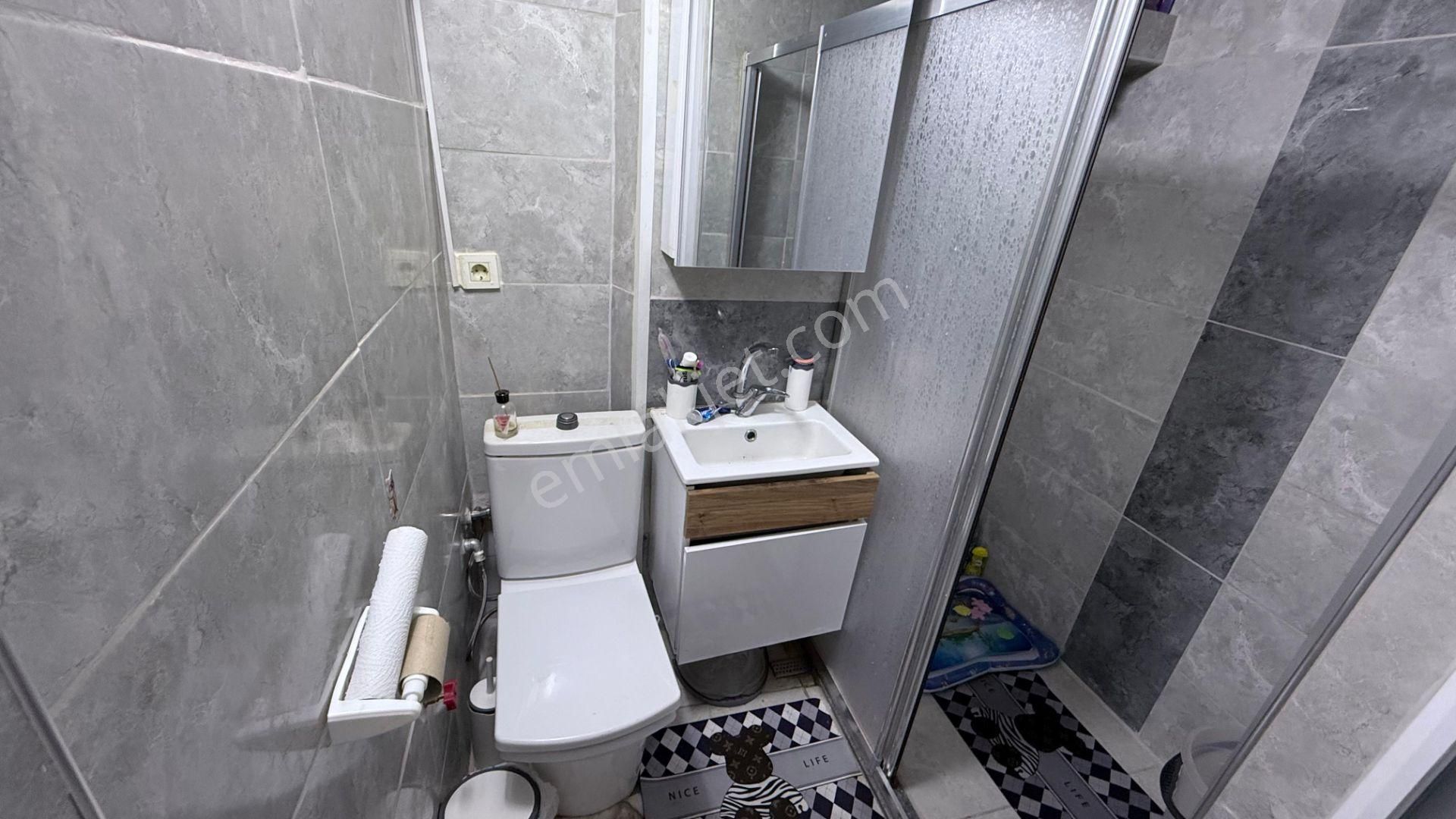 Karabağlar Bozyaka Sarıyer Mah. Komple Satılık Bina - Görsel 9