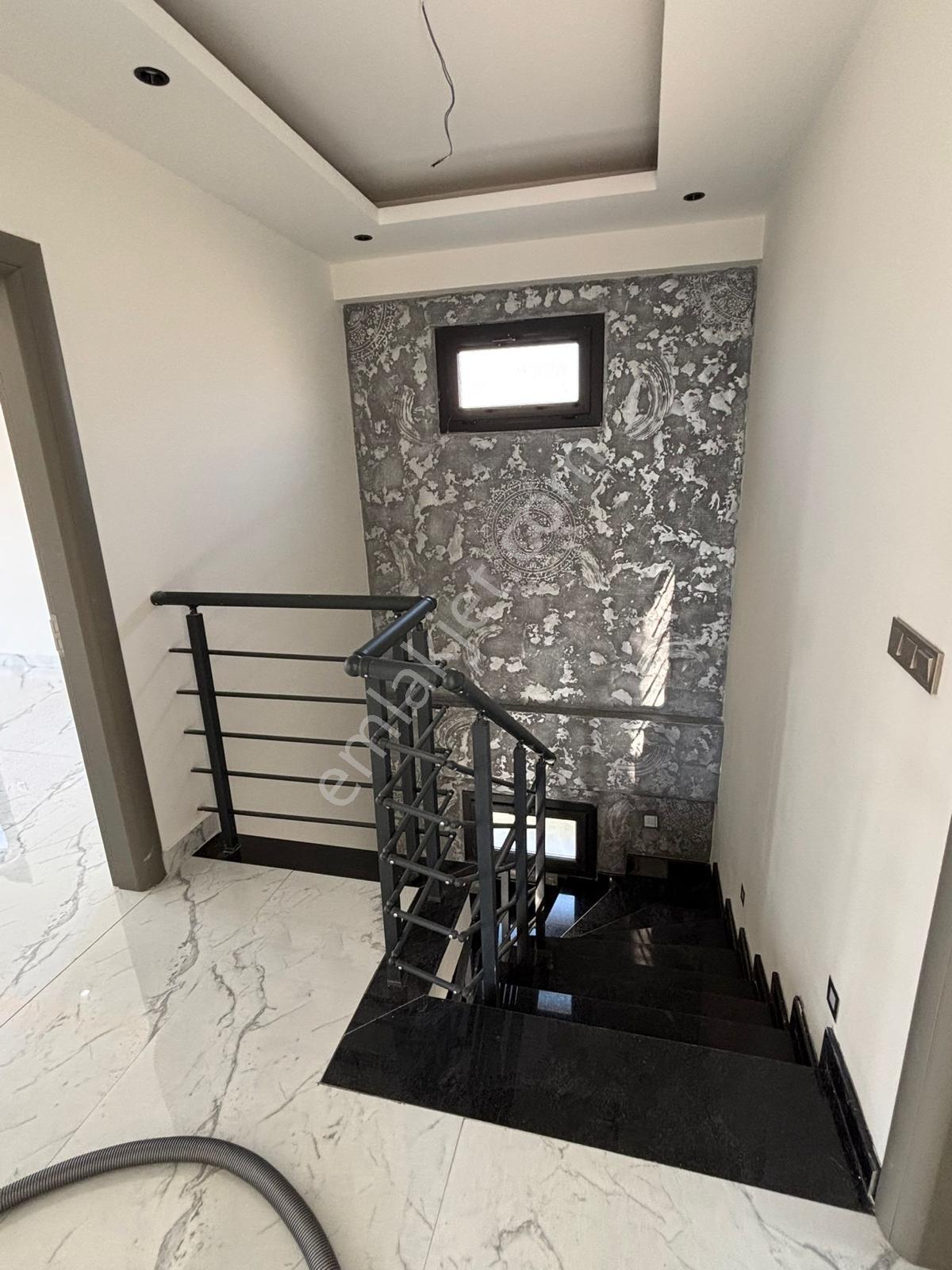 Kuşadası Güzelçamlıda Deniz Manzaralı Lüx 4+1 Fırsatı - Görsel 14