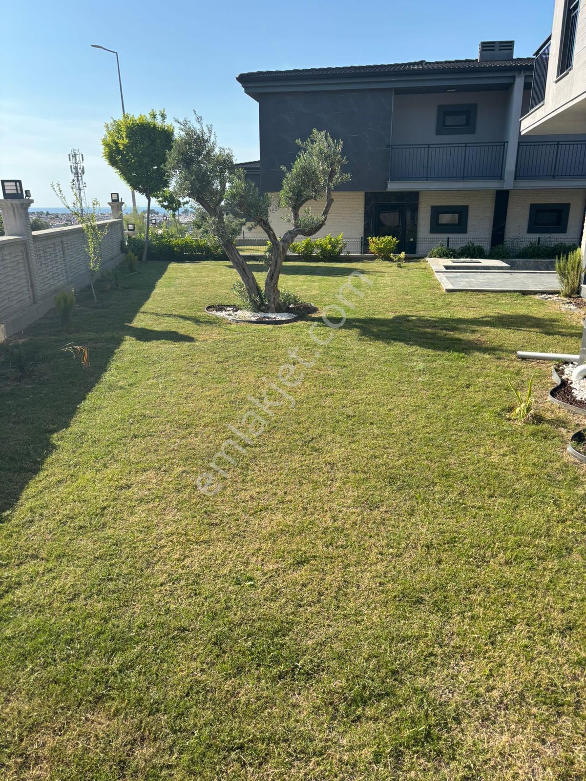 Kuşadası Güzelçamlıda Deniz Manzaralı Lüx 4+1 Fırsatı - Görsel 32