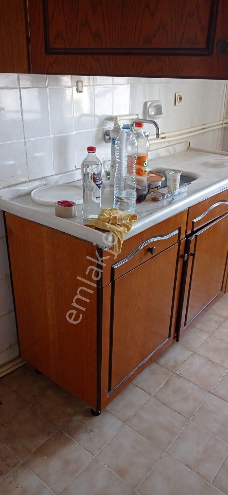 Derince Yeni Kentte Asansörlü 3+1 Kiralık Daire