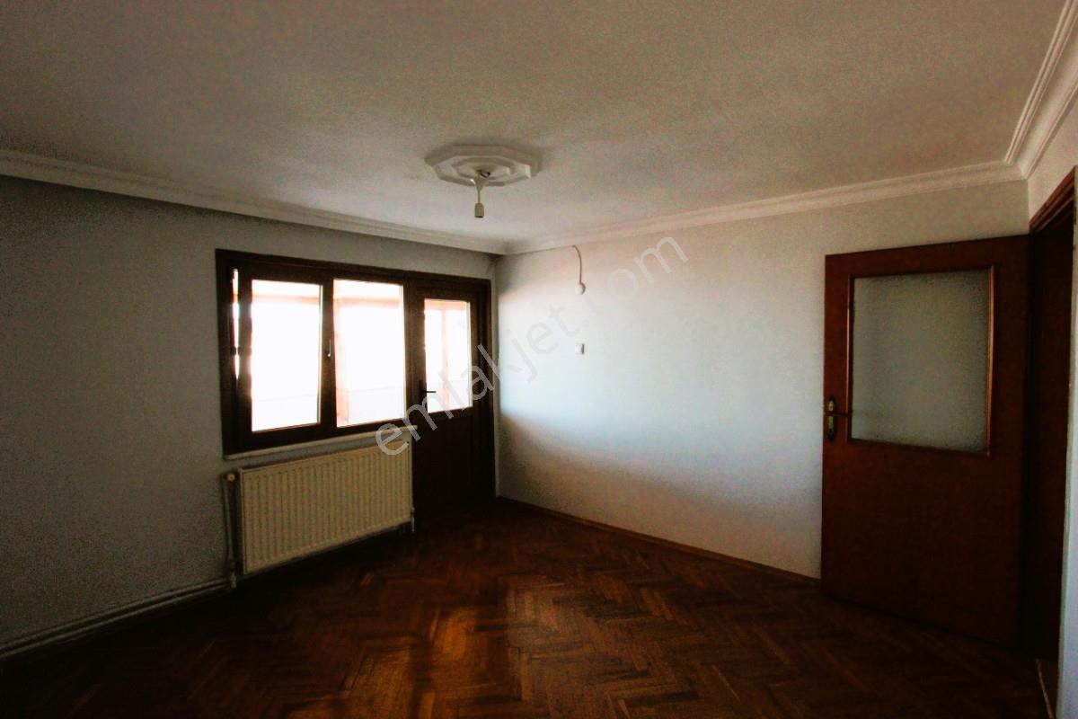 Rami Cuma Mahallesinde Deniz Manzaralı 4+2 Dubleks Daire - Görsel 30