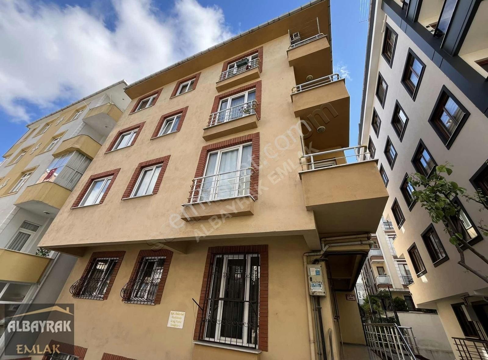 Albayraktan 2+1 Öncephe/boş/ayrı Mutfaklı Yatırımlık İkbalekomşu