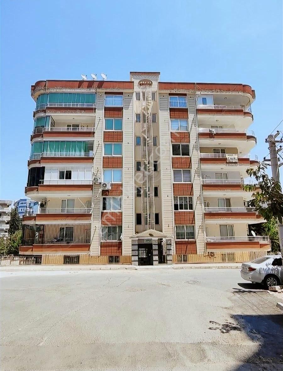 Cadde 17 Emlak'tan Satılık Arakat Merkezi Daire