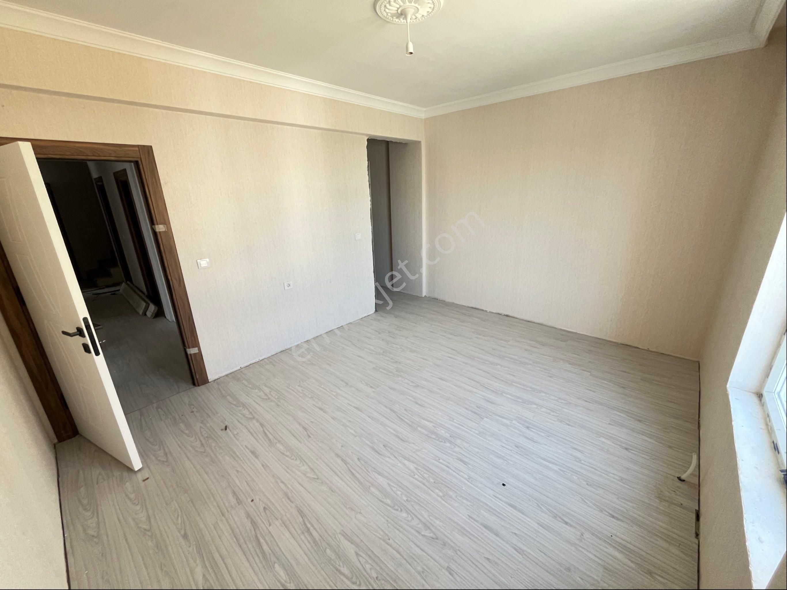 Tekin Emlaktan Sıfır Bina Full Yapılı Cadde Üzeri 5+1 Satılık Dubleks !!!! - Görsel 10