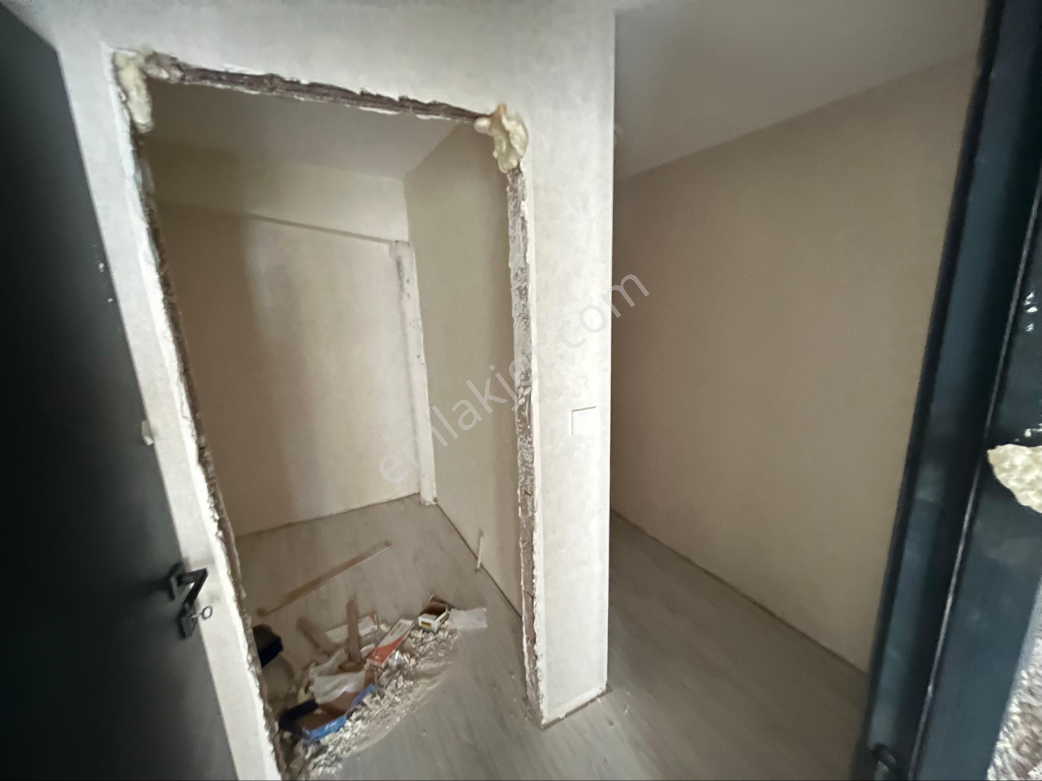 Tekin Emlaktan Sıfır Bina Full Yapılı Cadde Üzeri 5+1 Satılık Dubleks !!!! - Görsel 22