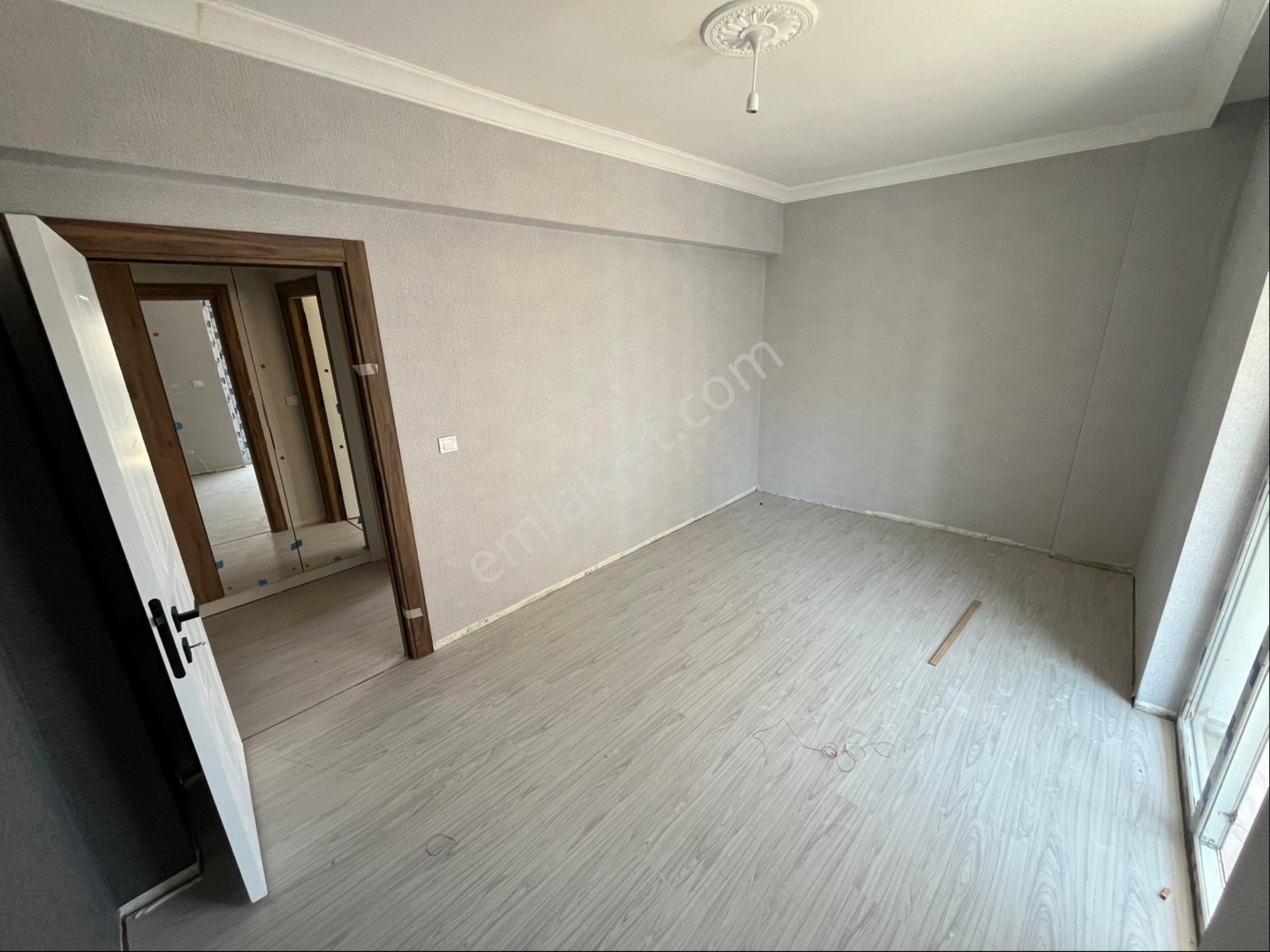 Tekin Emlaktan Sıfır Bina Full Yapılı Cadde Üzeri 5+1 Satılık Dubleks !!!! - Görsel 13