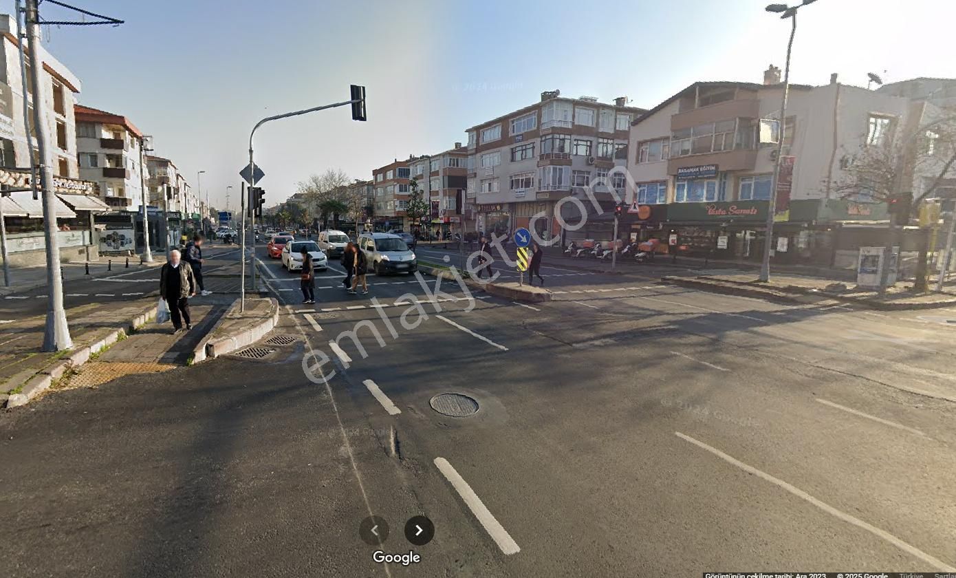 B.evler Yayla Cd. Üzerinde 3+1 Sıfır Binada Kapalı Otoparklı