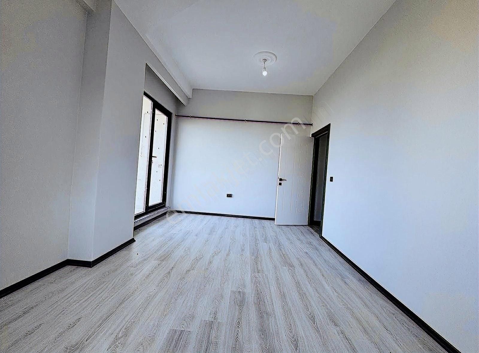 İstasyon Mahallesin De Satılık 1+1 Arakat Daire - Görsel 33