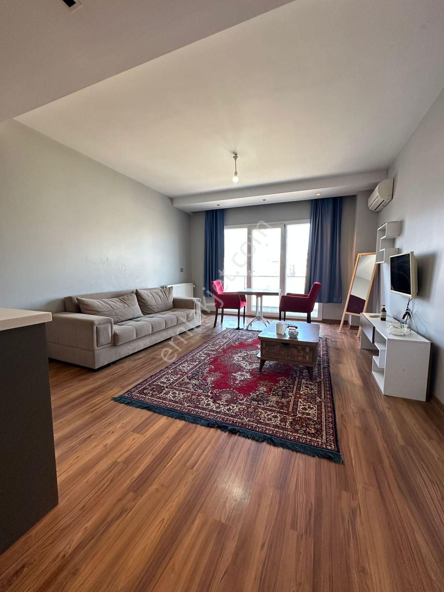 Esenyurt Güzelyurt Mahallesi 1+0 Full Eşyalı Kiralık Daire Tek Depozito Metrobüse 5 Dk. Yürüme Mesaf