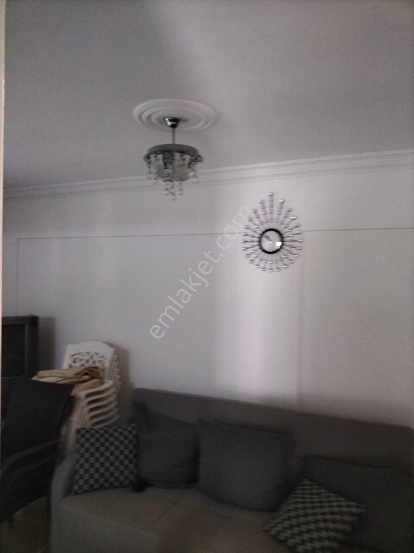 Denize 150 Metre Havuzlu Sitede Eşyalı Kiralık 4+1 Tripleks Villa - Görsel 11