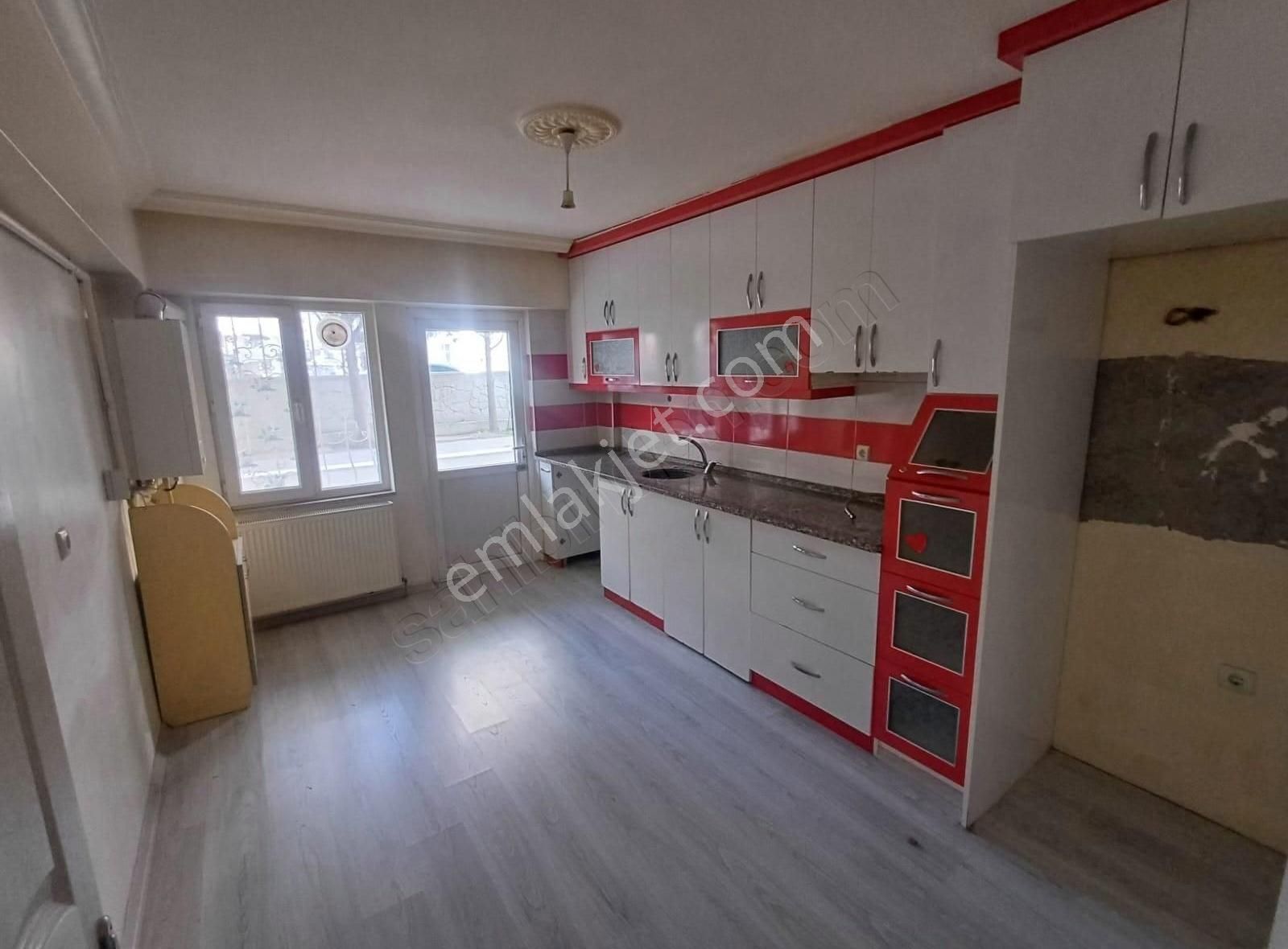 Mct Gayrimenkul Den 2+1 Düz Giriş