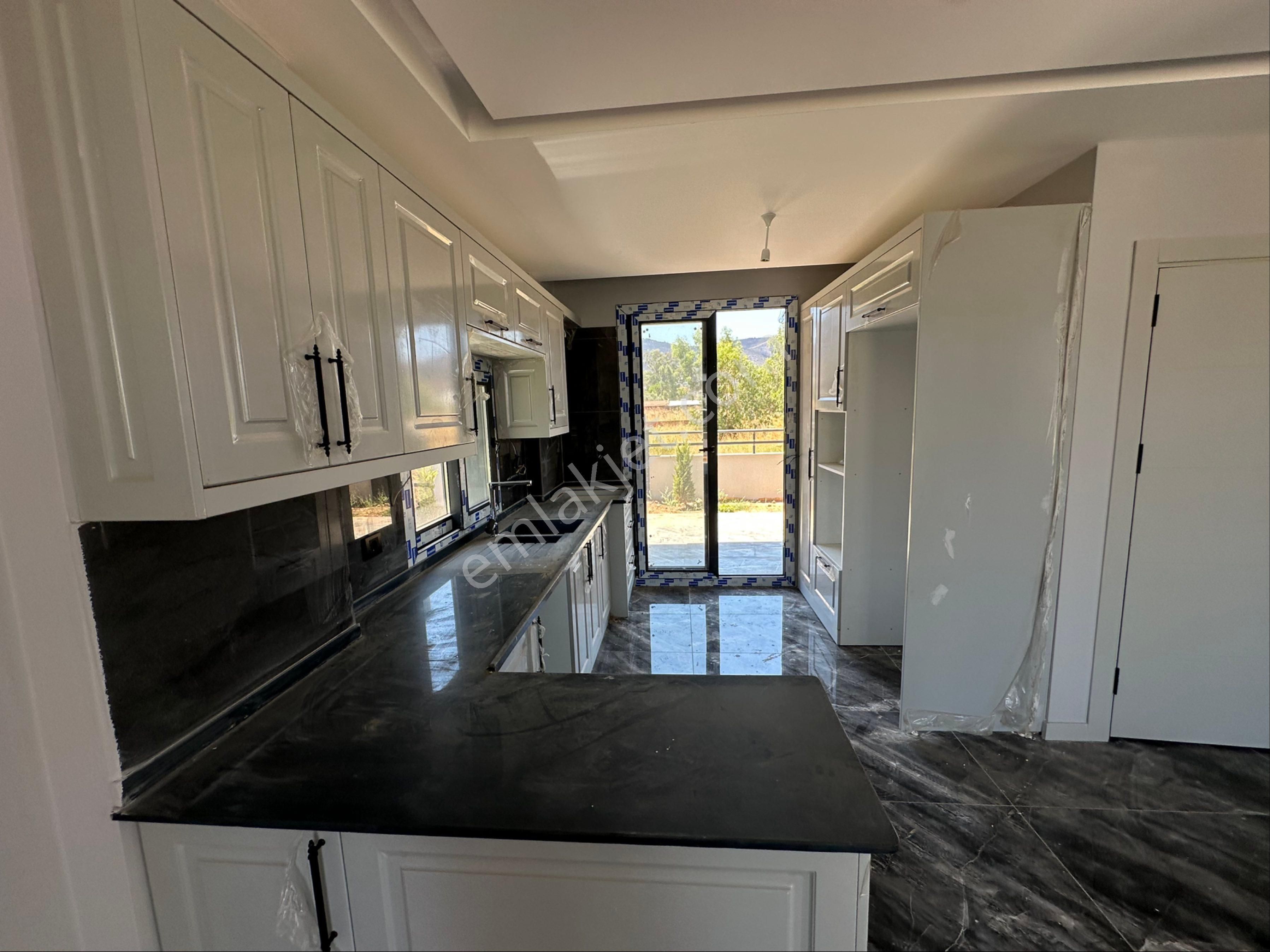 İzmir Seferihisar Doğanbey De Satılık 2+1 Yazlık Villa - Görsel 17