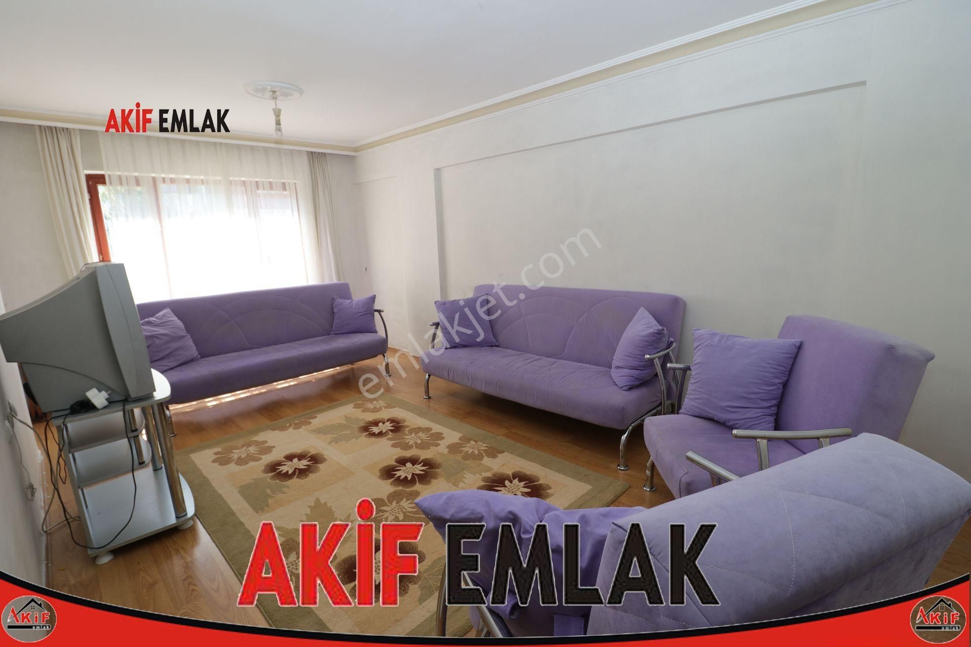 Akif'ten Topçu'da 3+1 Ara Katta Caddeye & Duraklara Yakın Eşyalı Kiralık Daire