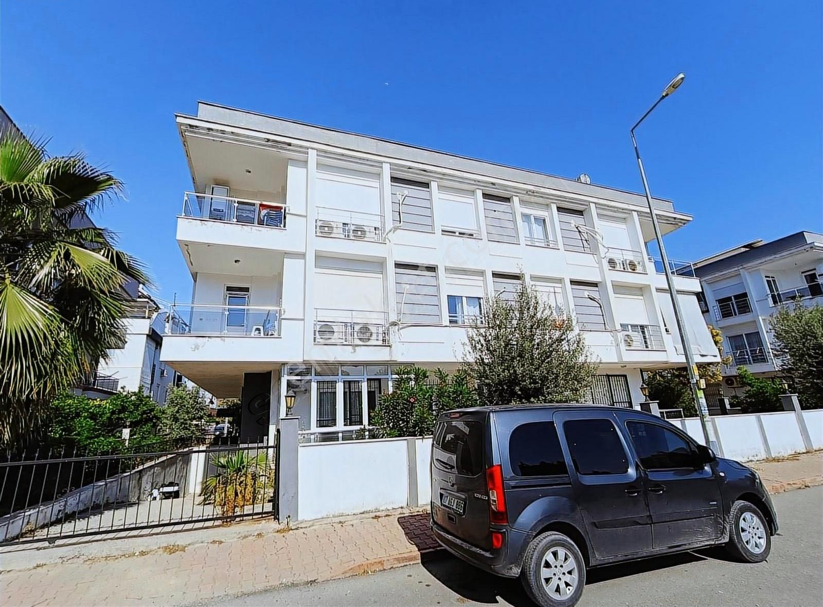 Güzeloba Güzelbağ'da 90m2 Katta Ayrı Mutfak2+1boyalı25000