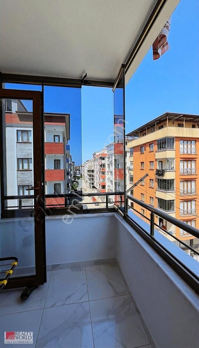 Rw Taka'dan Araklı Merkezde Satılık 3+1 Daire - Görsel 15