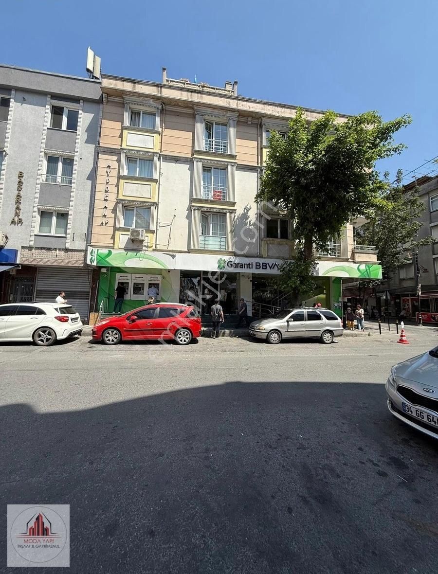 Yeşilpınar Metro Yanı Banka Kiracılı Yatırımlık 3 Kat İş Merkezi