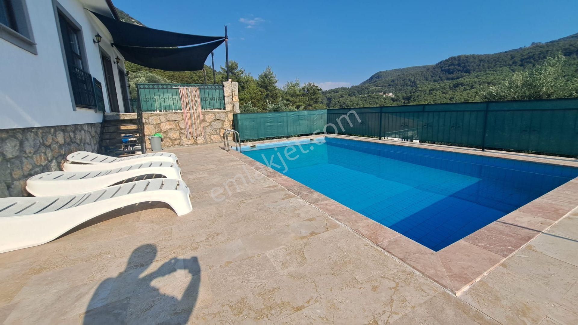 Stop’tan Fethiye Üzümlü De Kiralık Doğa Manzaralı Villa - Görsel 25