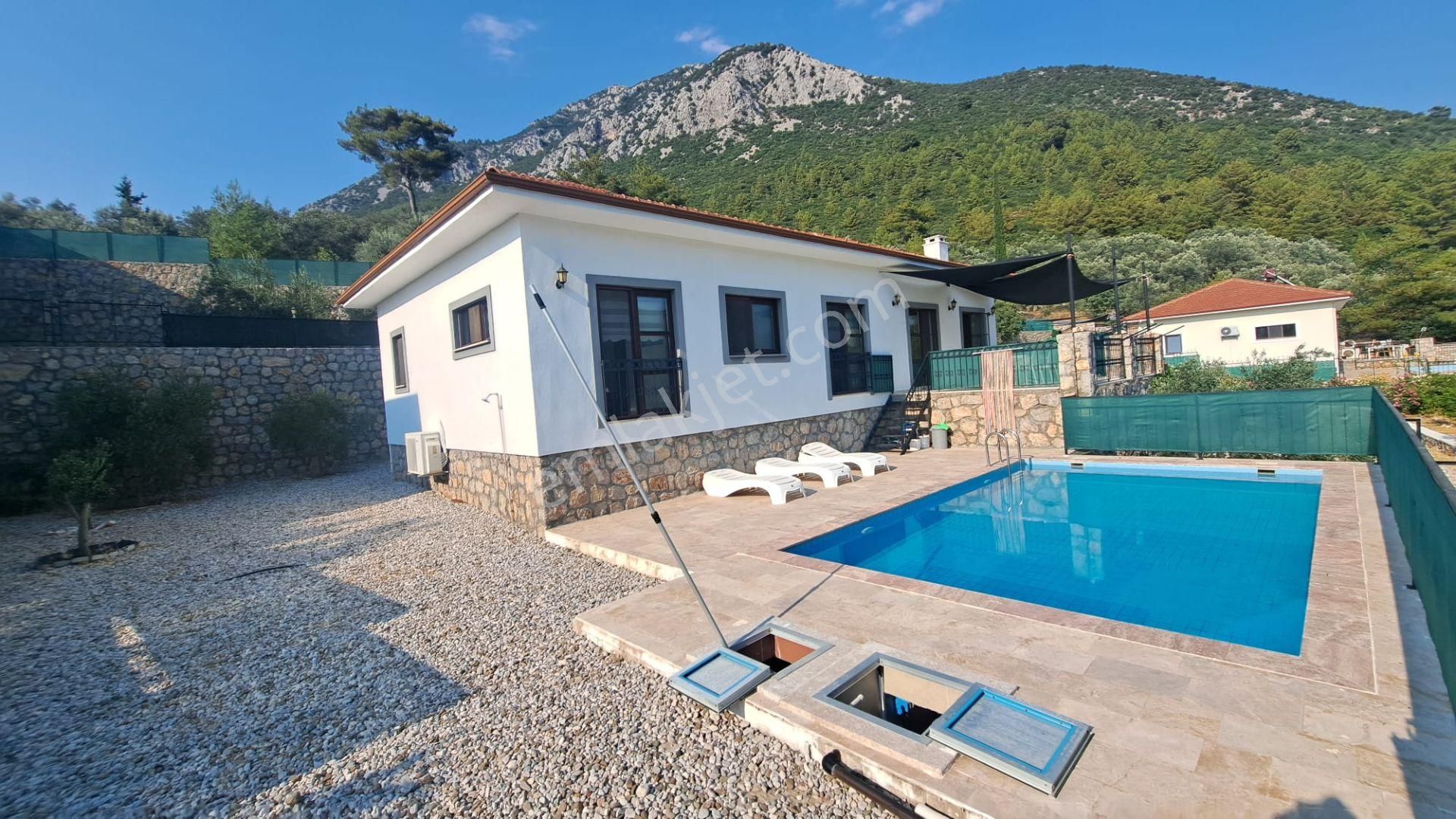 Stop’tan Fethiye Üzümlü De Kiralık Doğa Manzaralı Villa - Görsel 4