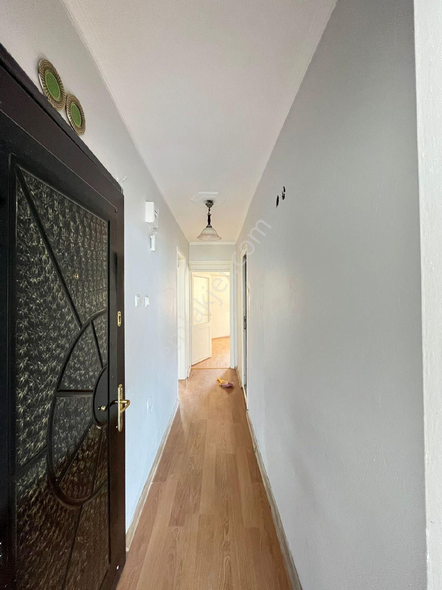 İzmir Konak Dolaplıkuyu Mah.de 2+1 Deniz Manzaralı Satılık Daire