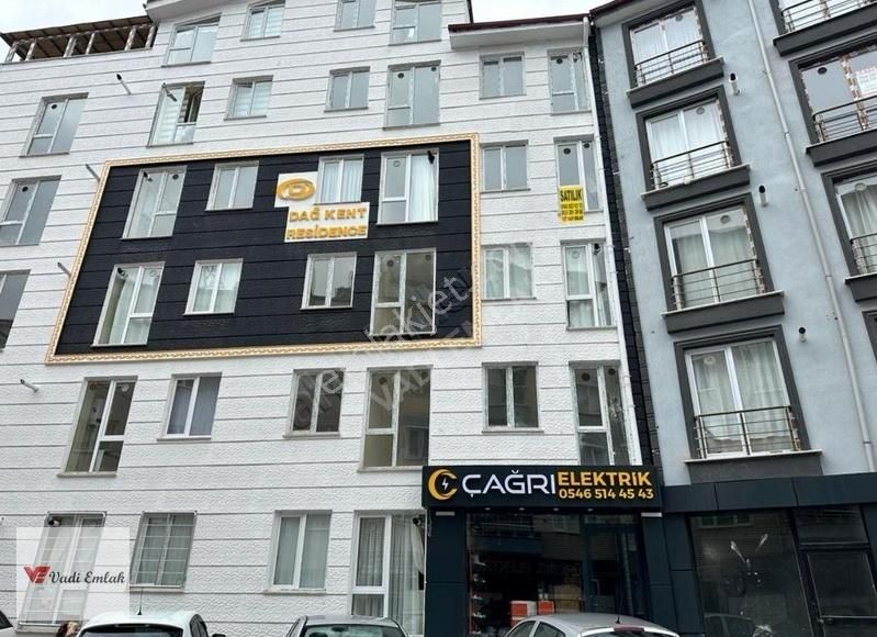 Vadi Emlak'tan Üniversite Hastanesi Yanında 1+1 Eşyalı Satılık