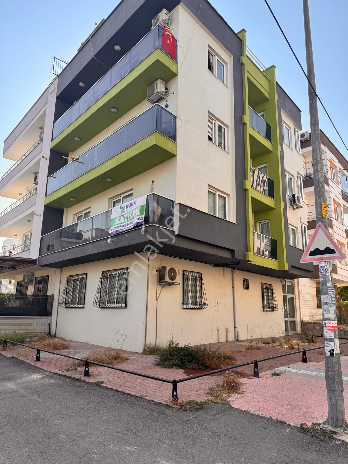 Forum Avm'ye Yürüme Mesafesinde Muhteşem Lokasyonda Kiracılı Fırsat 1+1 Geniş Daire