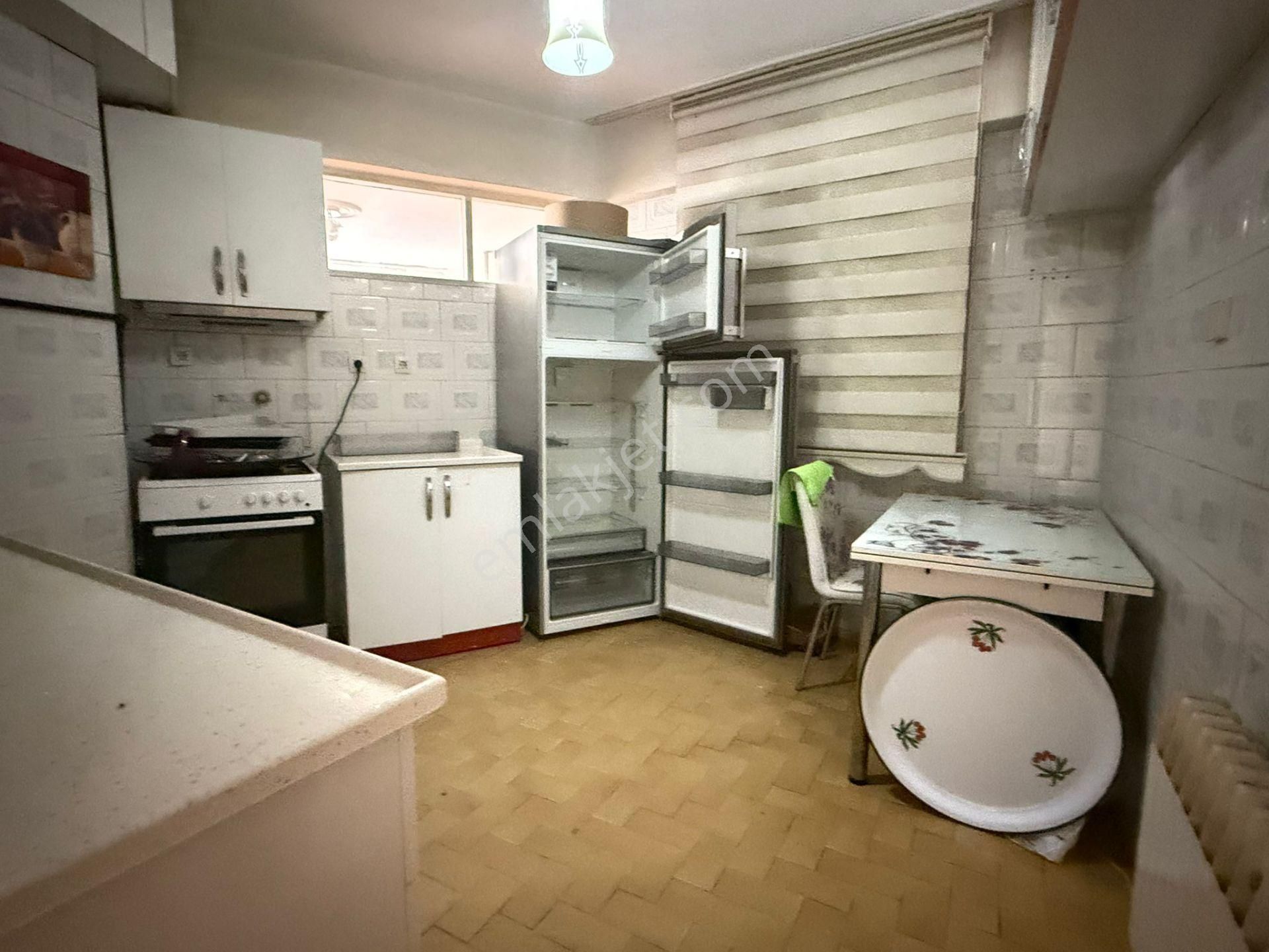 Eskidjiden İstiklal Cad. Yakını Ara Kat 2+1 Fırsat Daire ! - Görsel 11