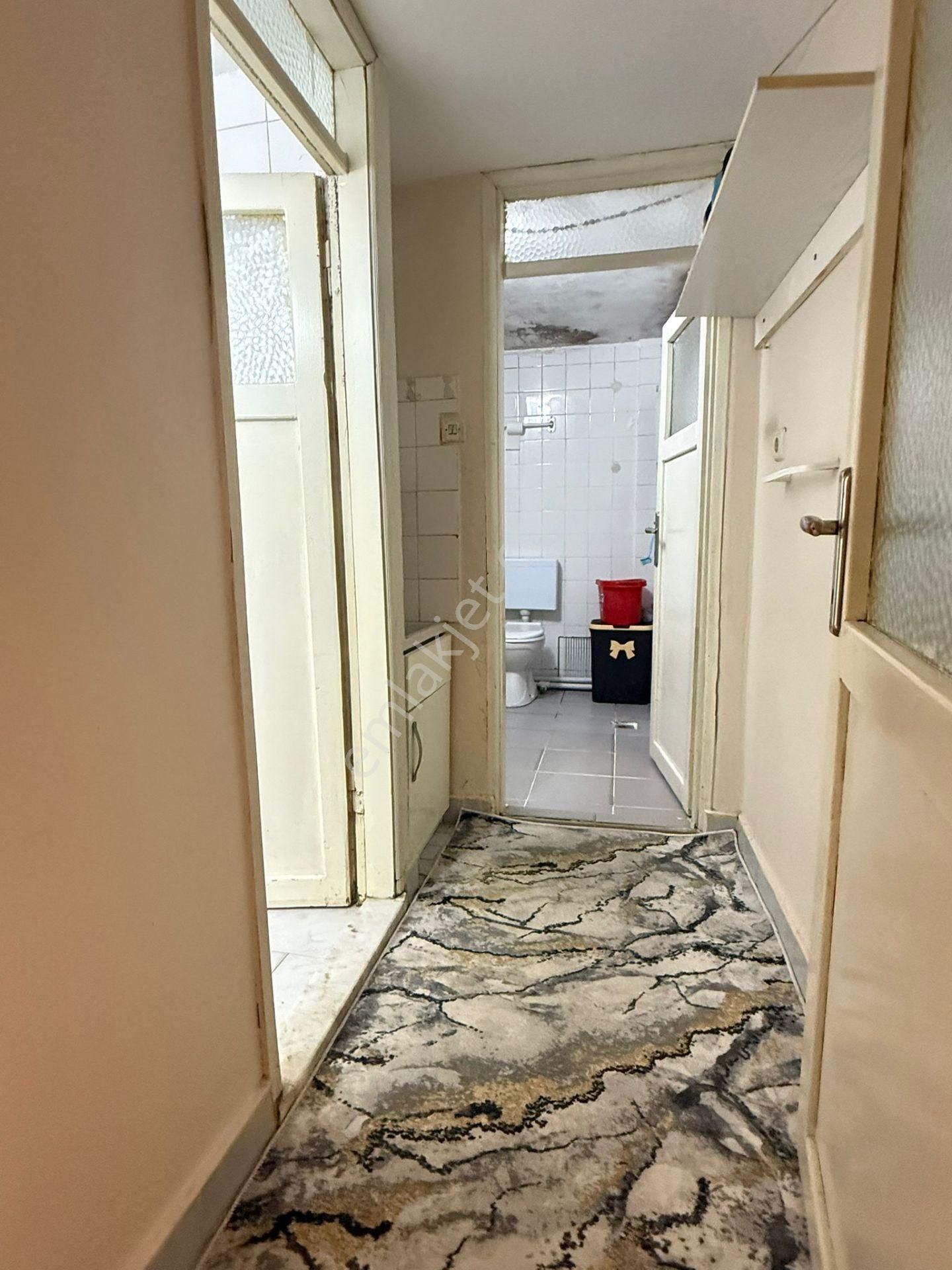 Eskidjiden İstiklal Cad. Yakını Ara Kat 2+1 Fırsat Daire ! - Görsel 6