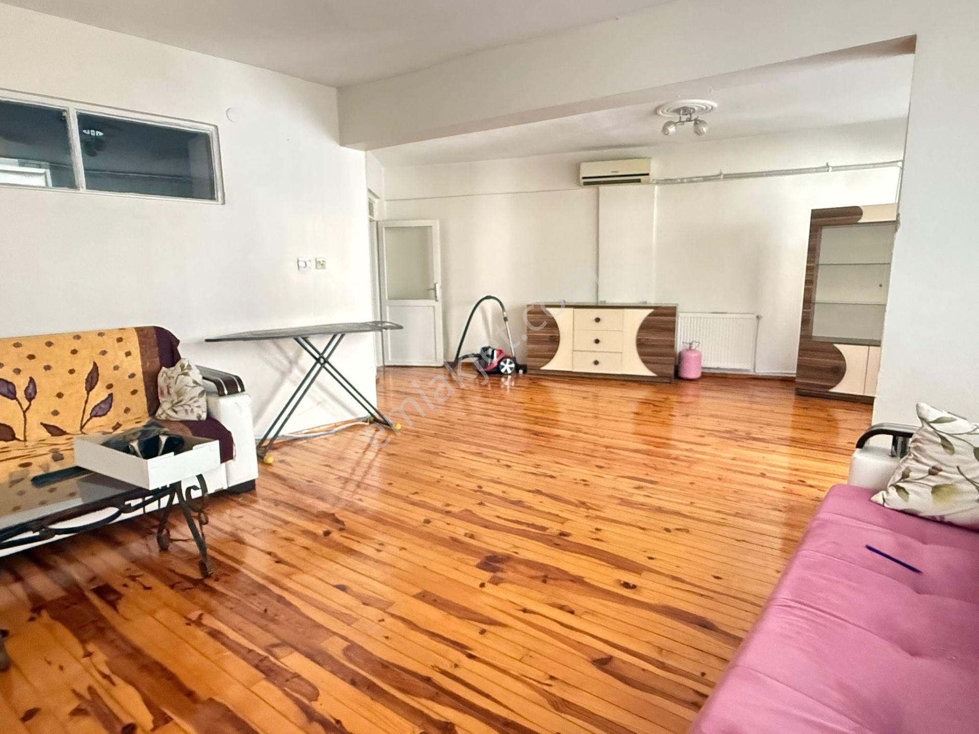 Eskidjiden İstiklal Cad. Yakını Ara Kat 2+1 Fırsat Daire ! - Görsel 17