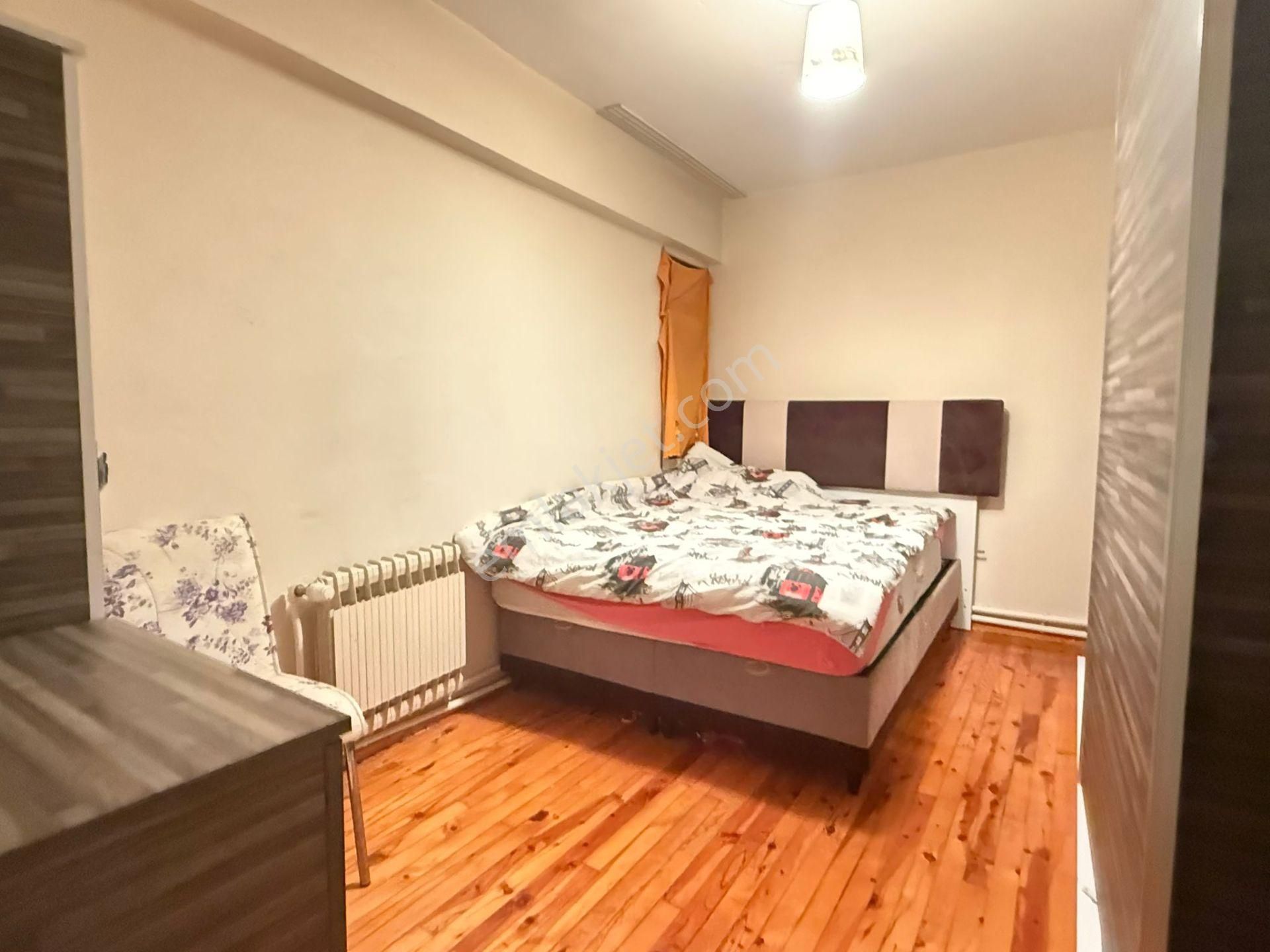 Eskidjiden İstiklal Cad. Yakını Ara Kat 2+1 Fırsat Daire ! - Görsel 9