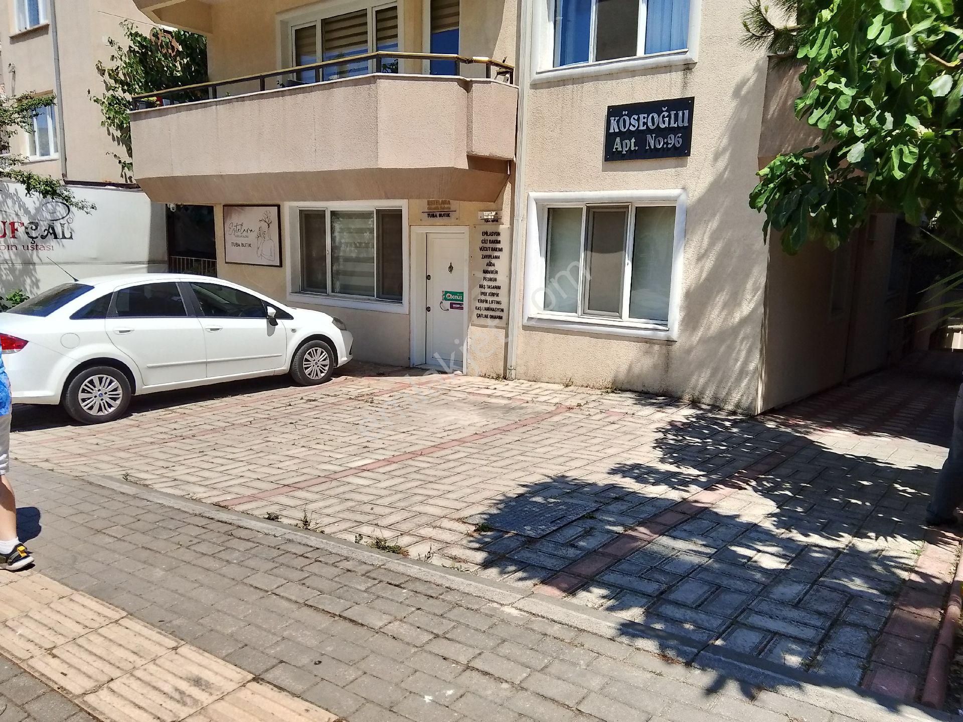 Bursa Nilüfer Beşevler De Konak Caddesine Cephe 130m2 Düz Giriş Satılık Daire.