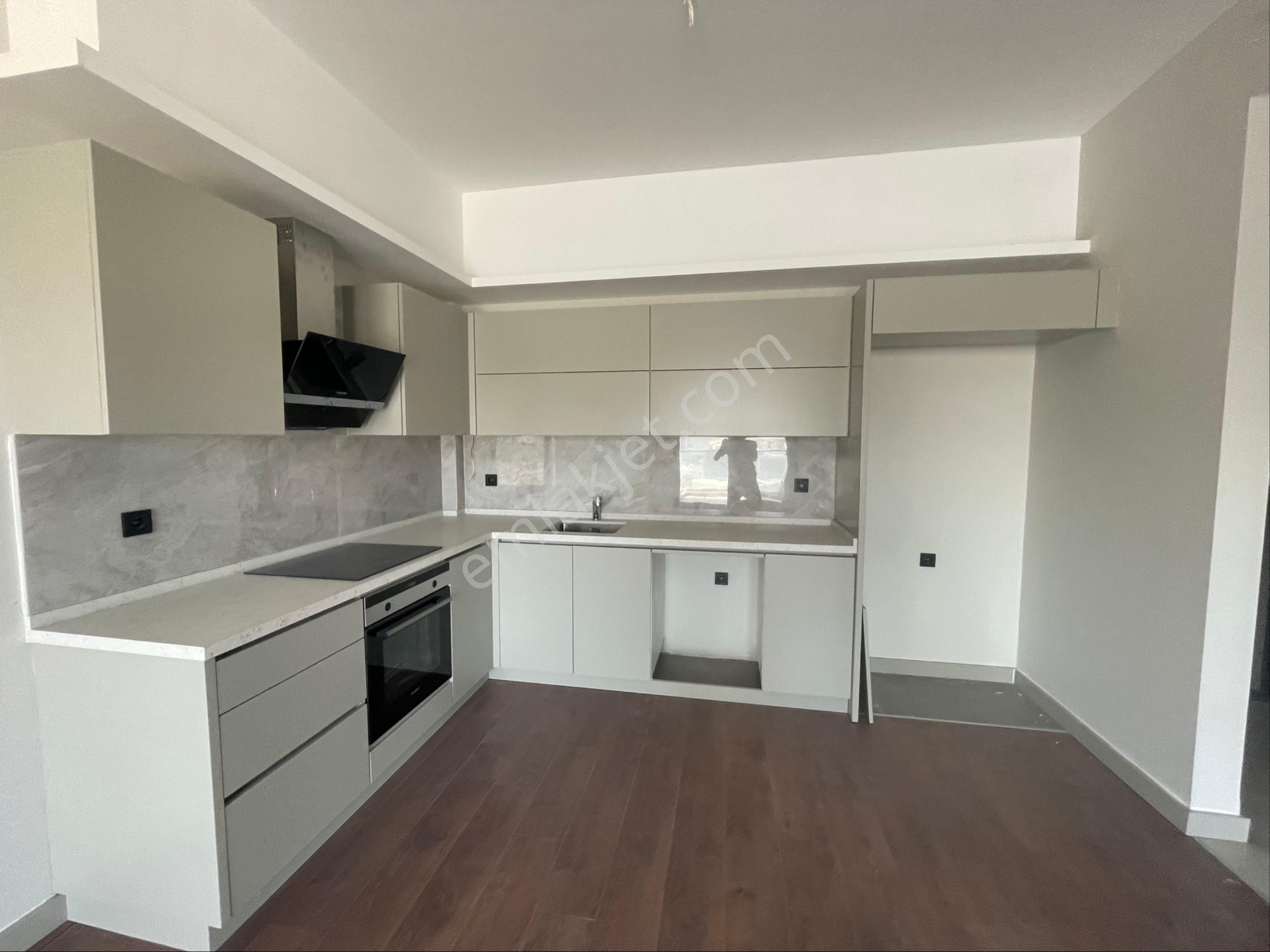 İkon Live 130 M2 Satılık 3+1 Havuz Cephe Daire - Görsel 19