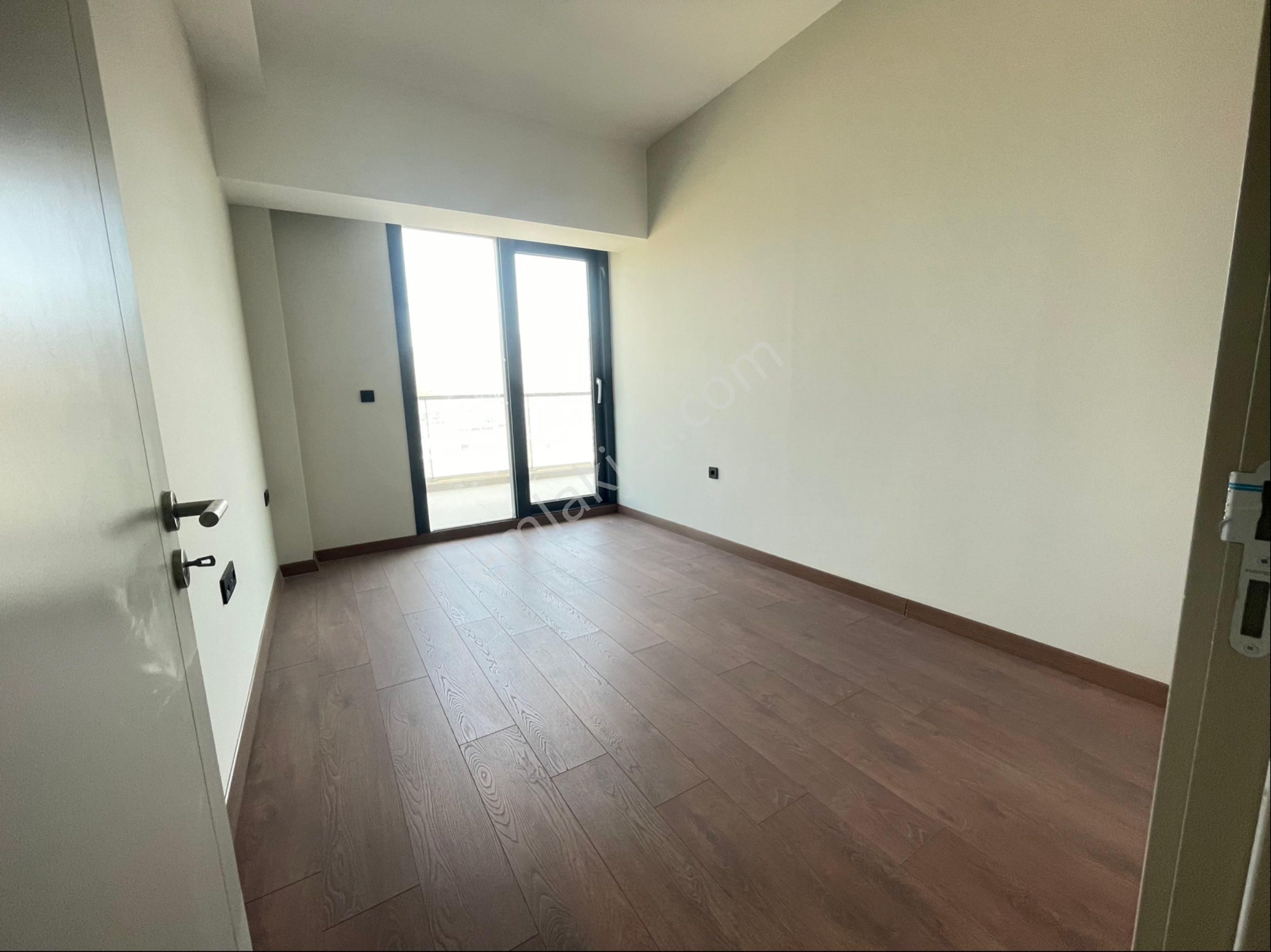 İkon Live 130 M2 Satılık 3+1 Havuz Cephe Daire - Görsel 35