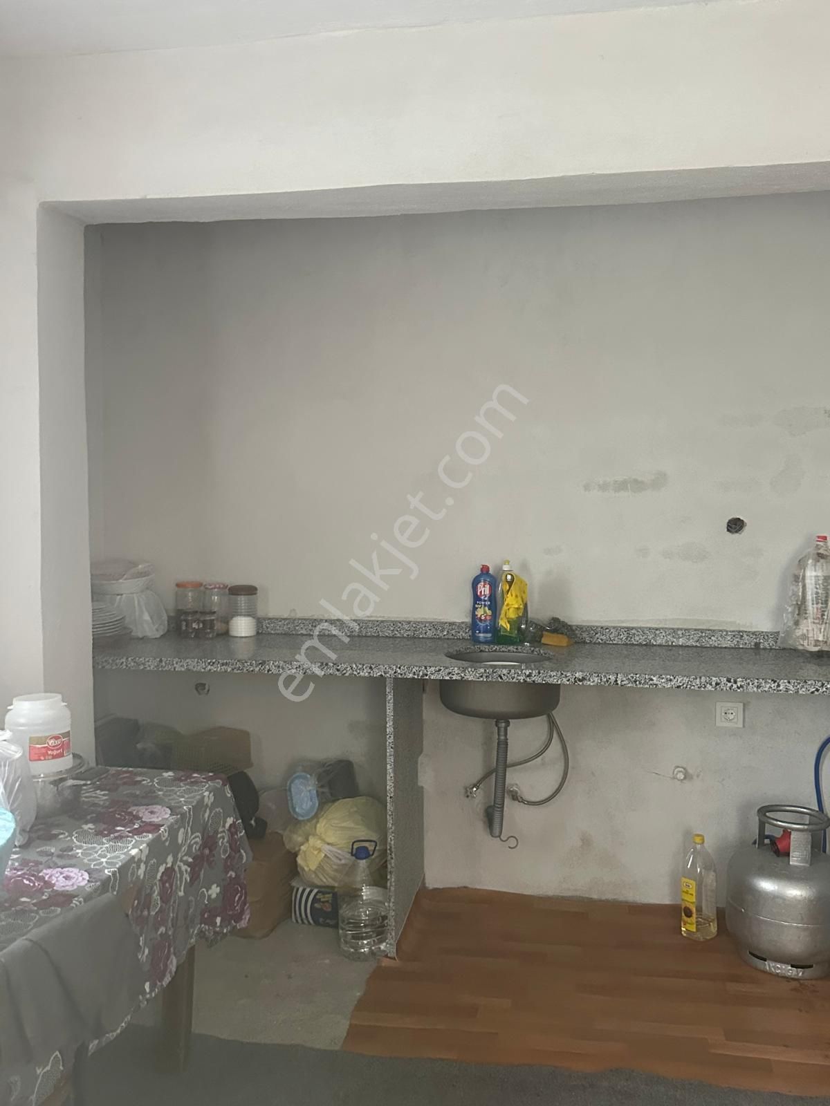 Belen Köyünde Ana Yolun Kenarında Satılık Müstakil Ev - Görsel 5