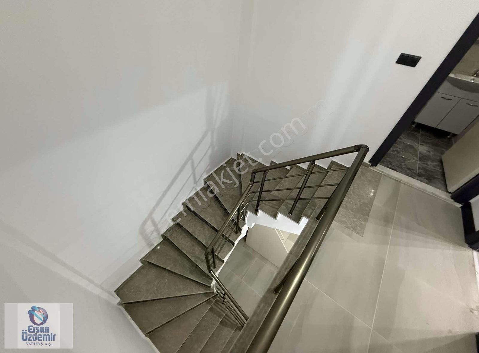 Ersan Özdemir İnşaattan Altınolukda Körfez Manzaralı Müstakil Ev - Görsel 24