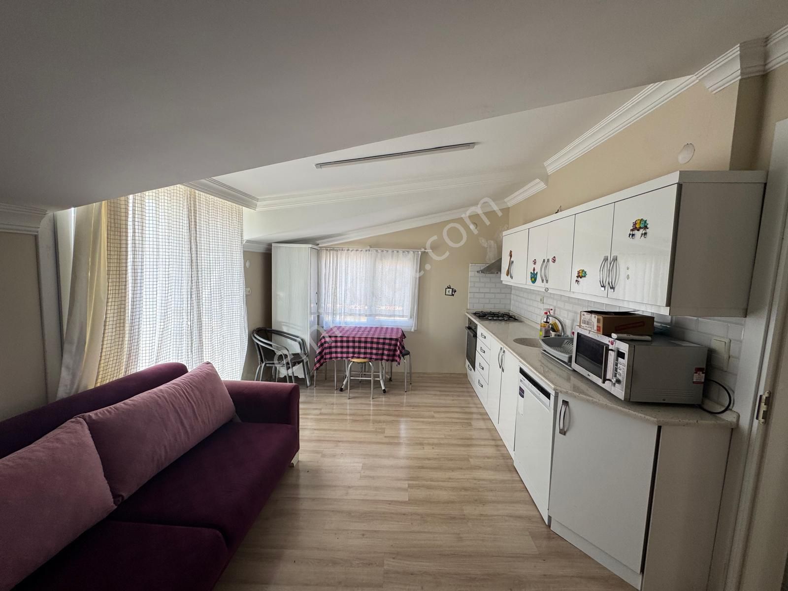 Turpa Arxes Dikili Den Eşyalı Kiralık Daire