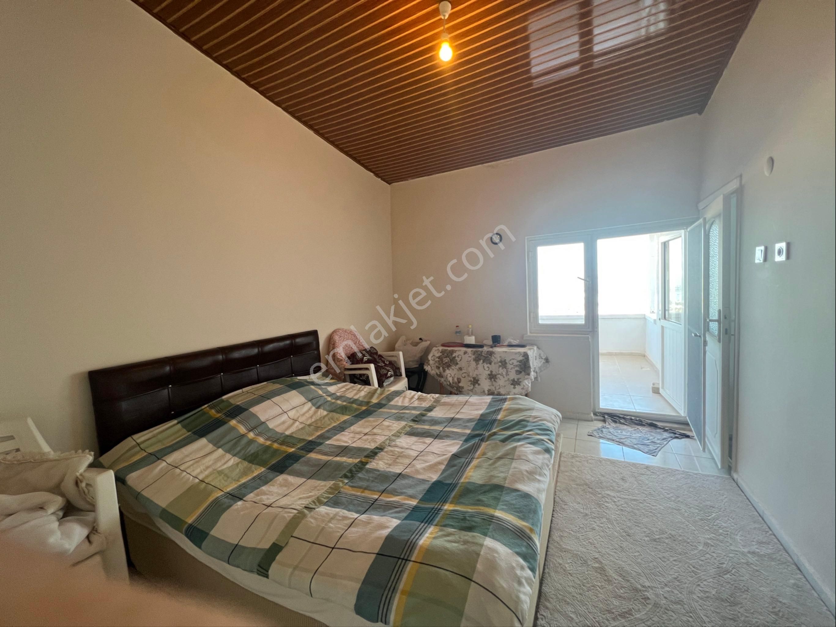 Büyük Bahçeli 3+1 Triblex Deniz Manzaralı Eşyalı Bölgenin En Ucuz Villa - Görsel 32