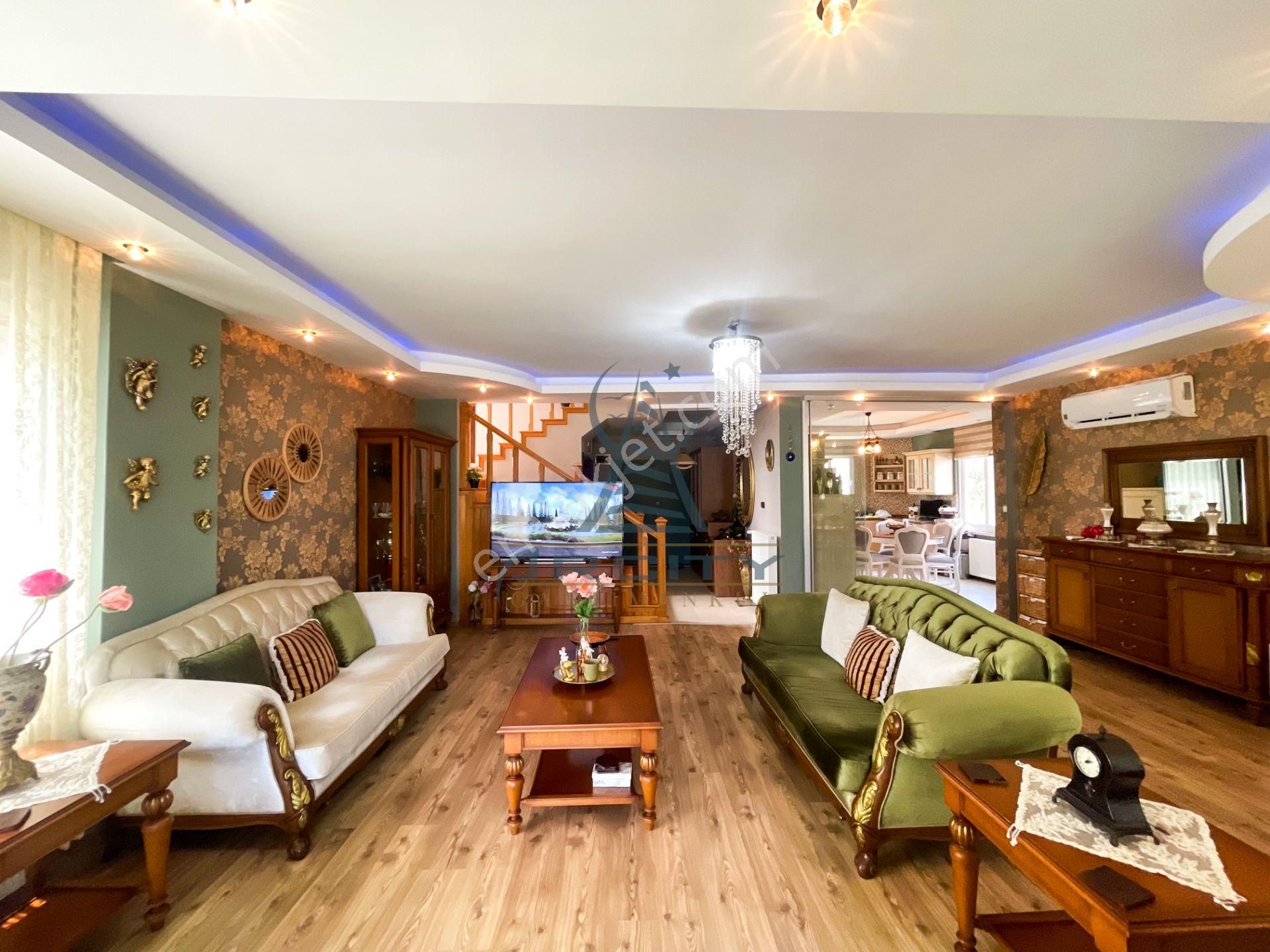 ░_*arcıty*_░den Villa Bölgesi Kuyuluk'ta 5+1 Lüx Site İçi+havuz - Görsel 2