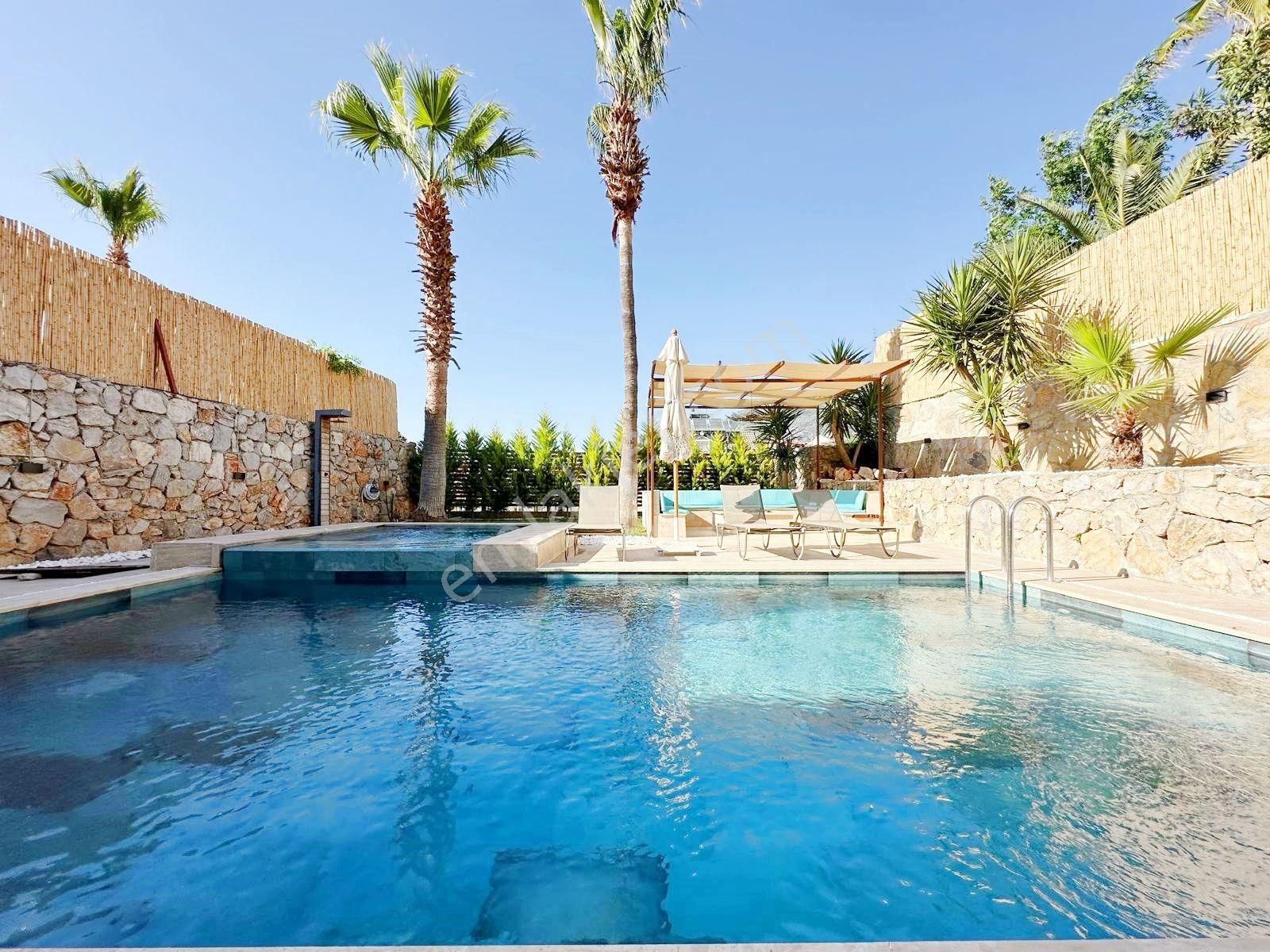 Ovacık'ta Lüks Dizayn Modern Müstakil 4+1 Satılık Villa - Görsel 24