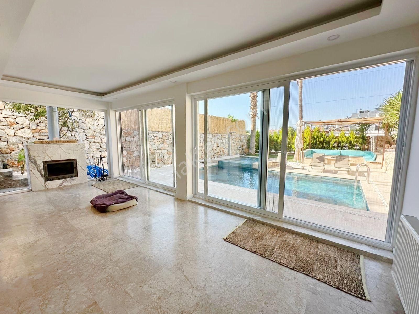 Ovacık'ta Lüks Dizayn Modern Müstakil 4+1 Satılık Villa - Görsel 23