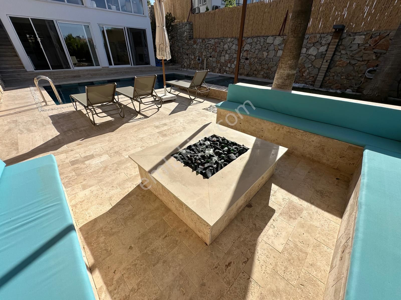 Ovacık'ta Lüks Dizayn Modern Müstakil 4+1 Satılık Villa - Görsel 25